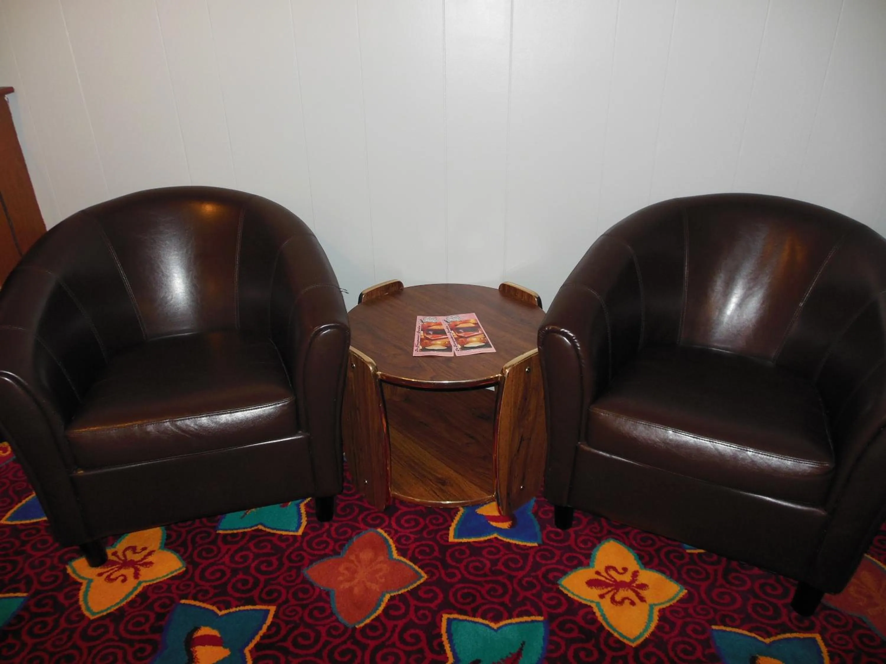 Seating area in Motor Court Motel