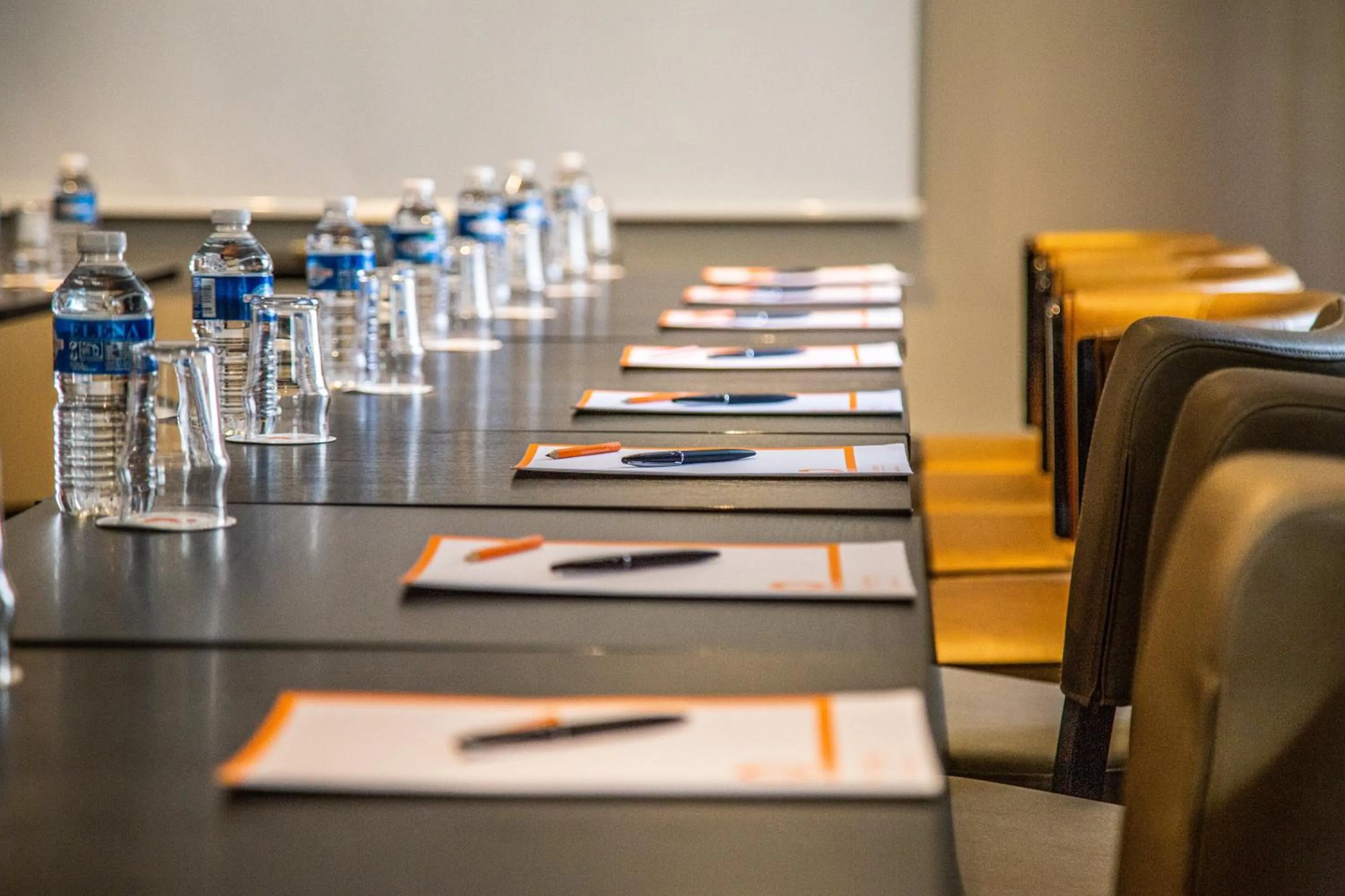 Meeting/conference room in Jehan De Beauce - Les Collectionneurs