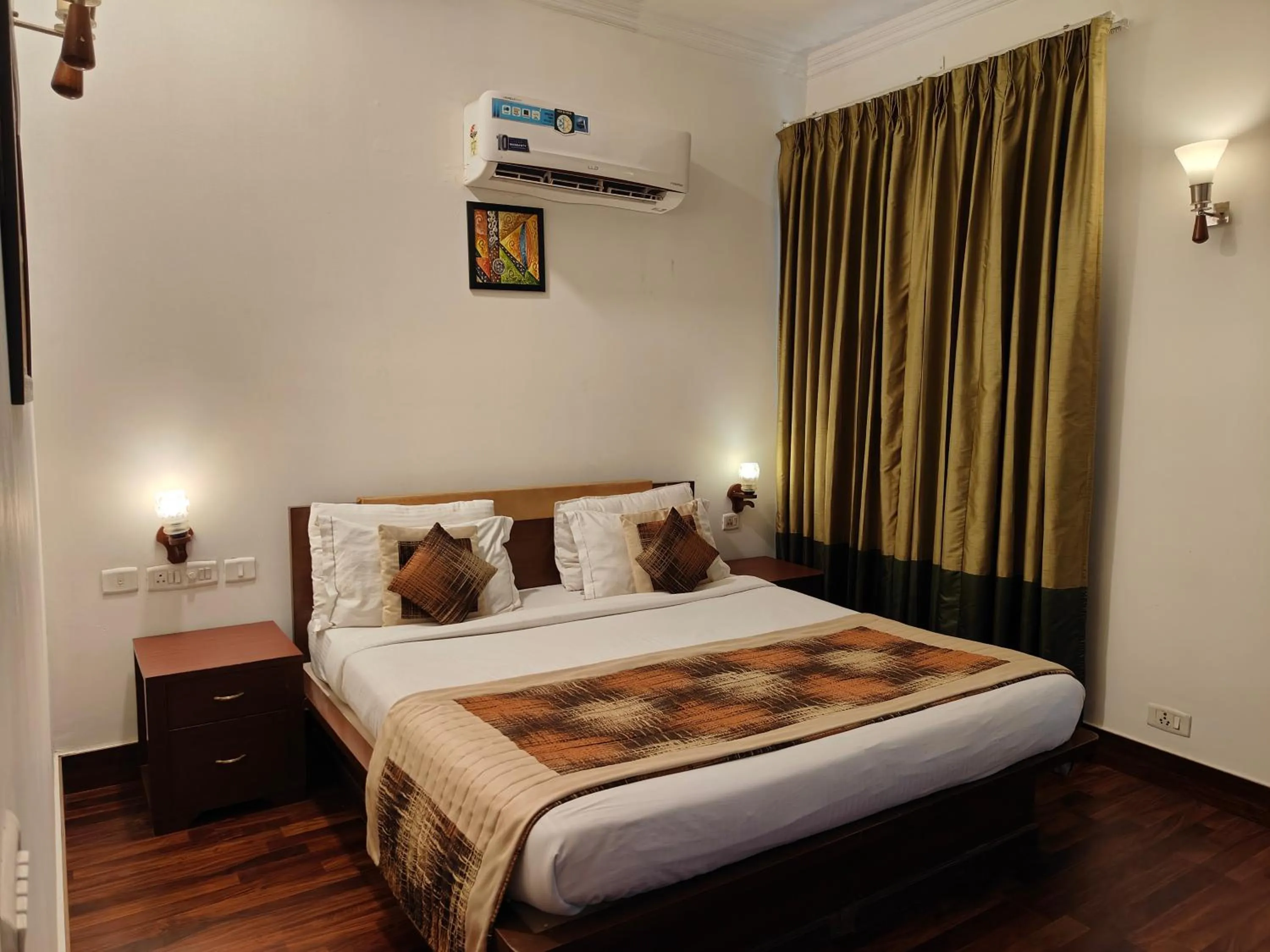 Bed in Tavisha Villa Golf Course MG Road