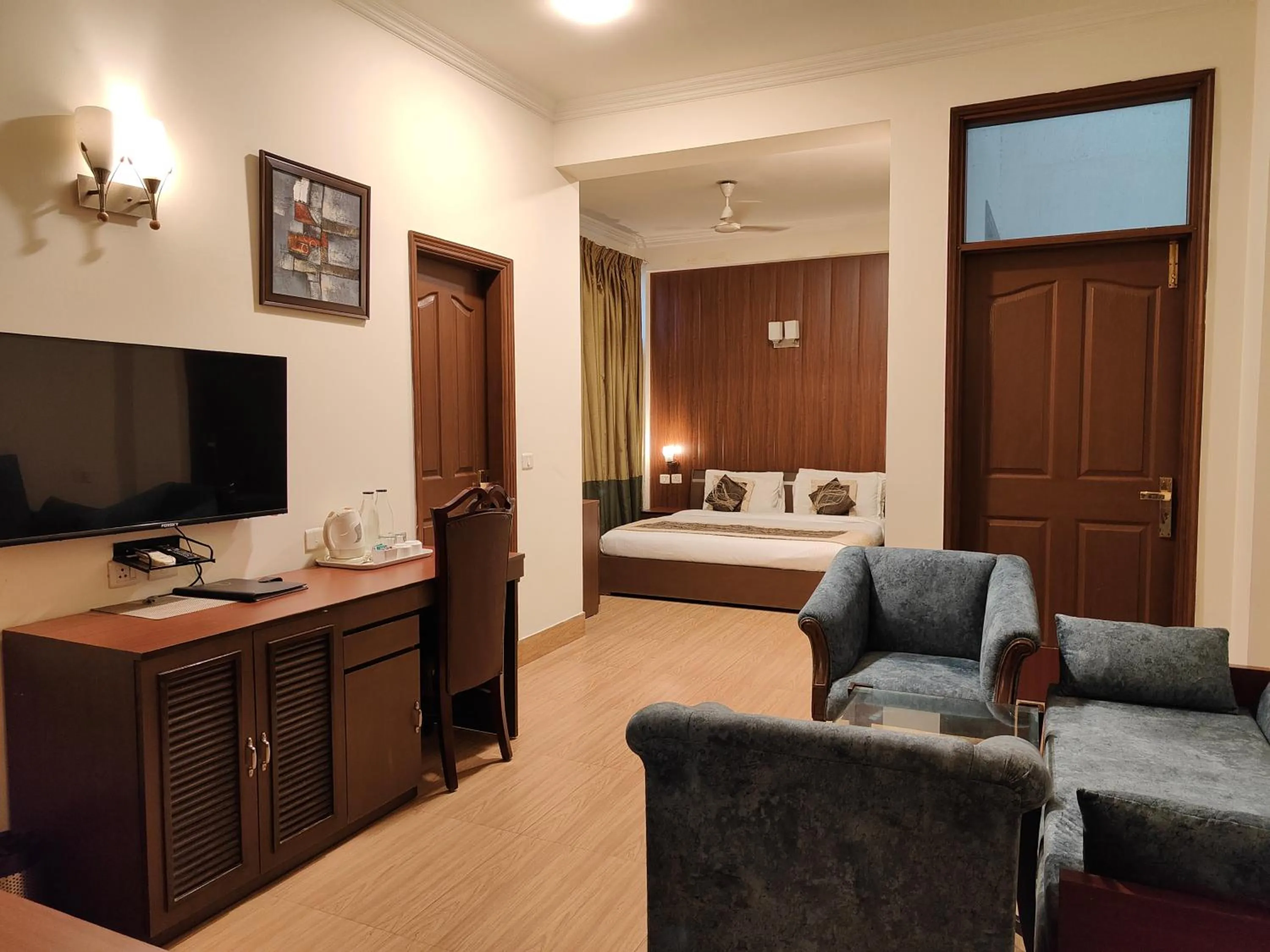 Bed in Tavisha Villa Golf Course MG Road