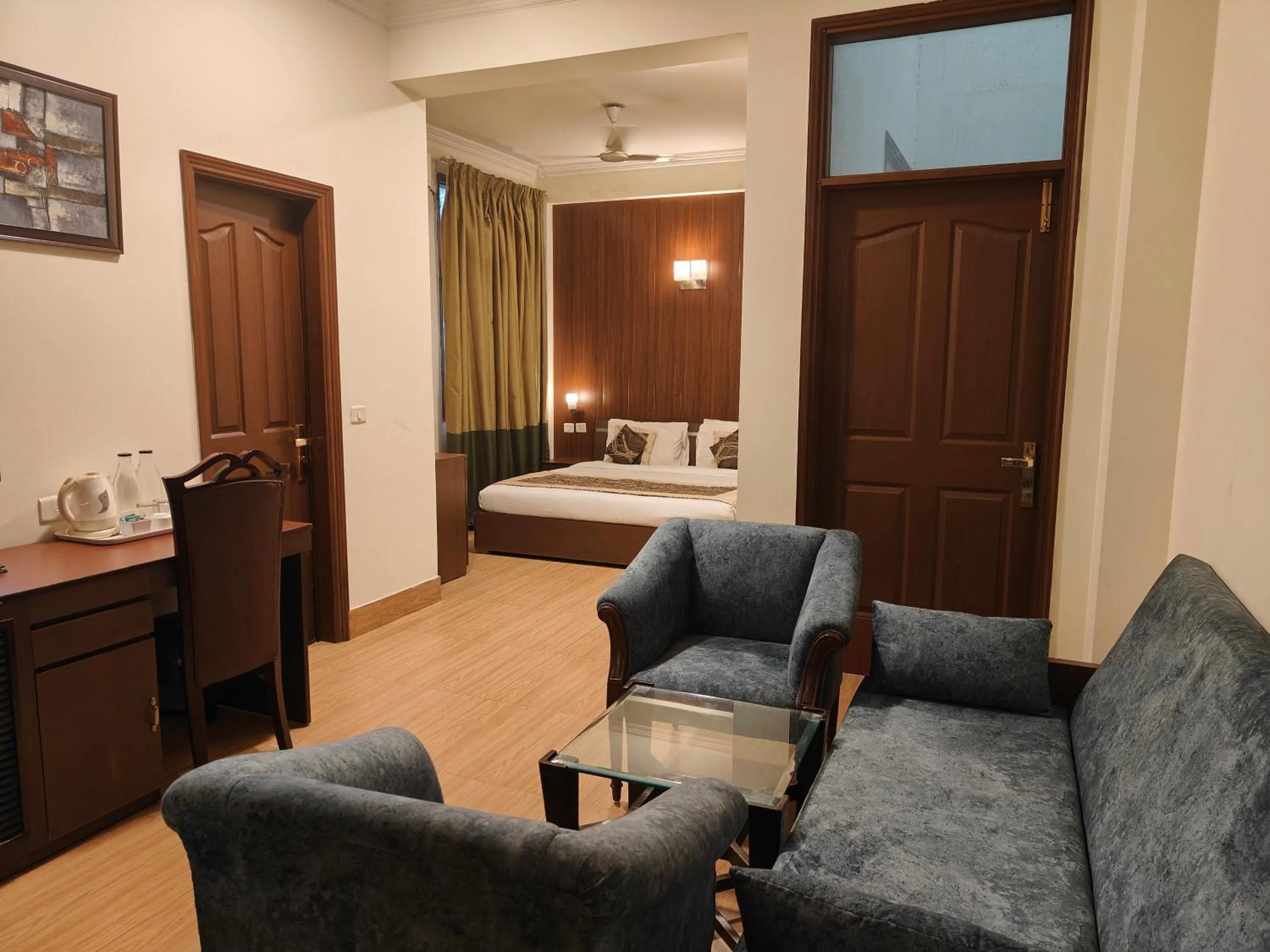 Bed in Tavisha Villa Golf Course MG Road