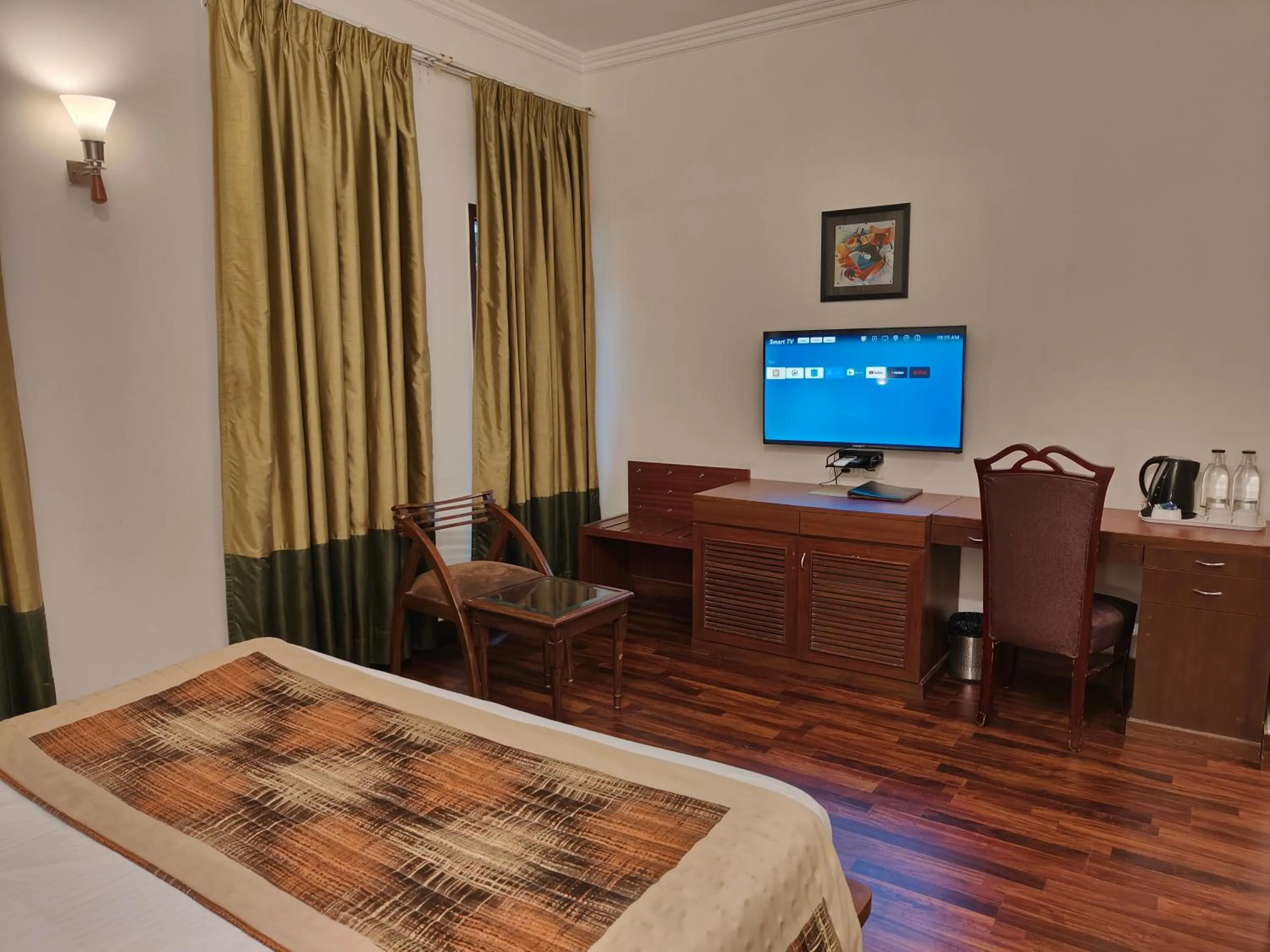 Bed in Tavisha Villa Golf Course MG Road