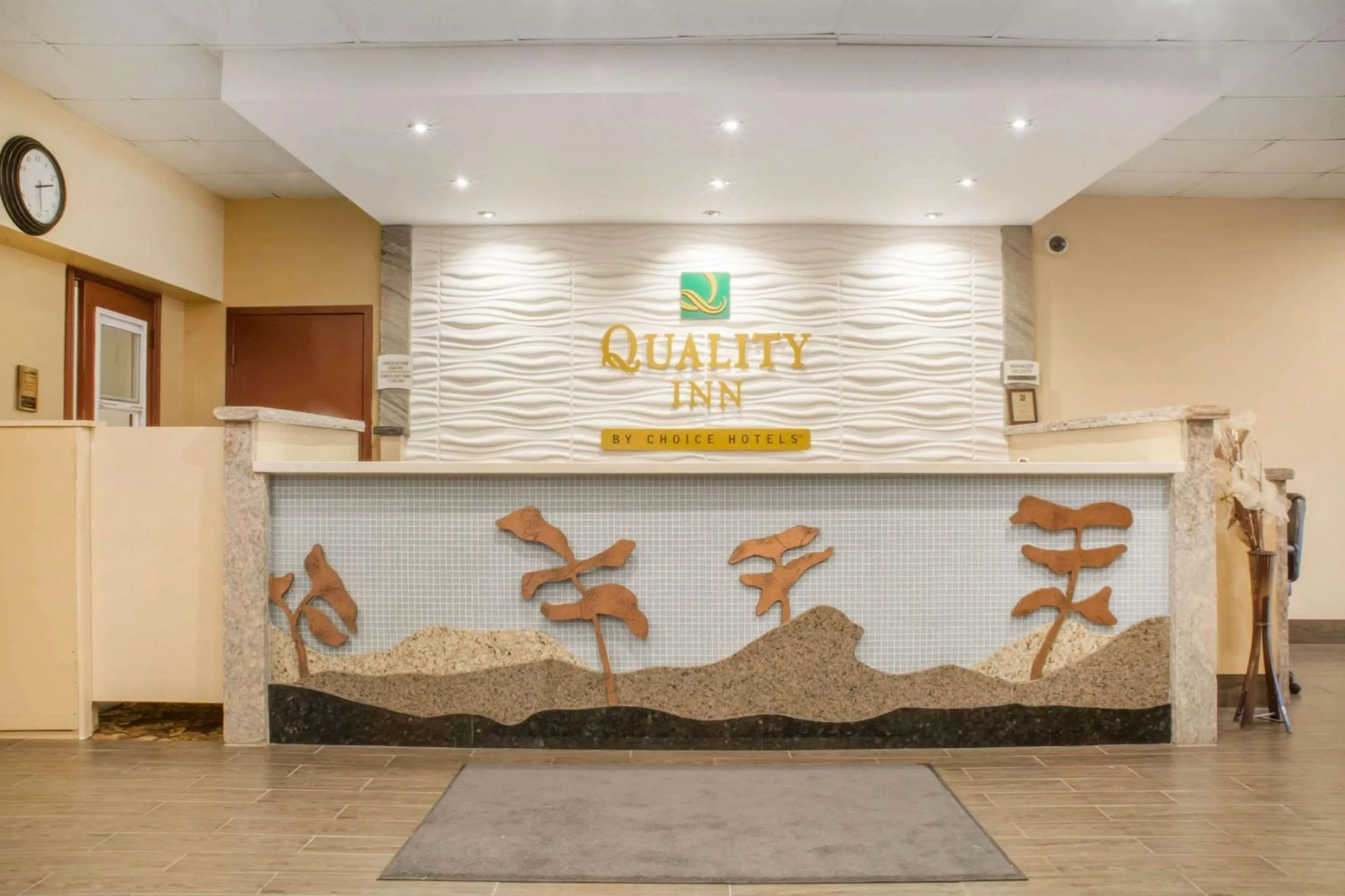 Lobby or reception in Quality Inn