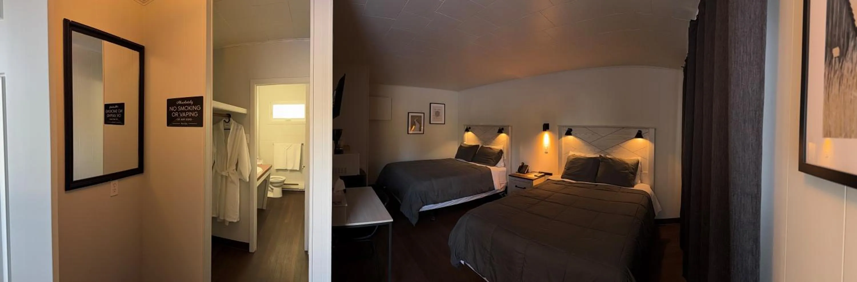 Bed in New Country Motel