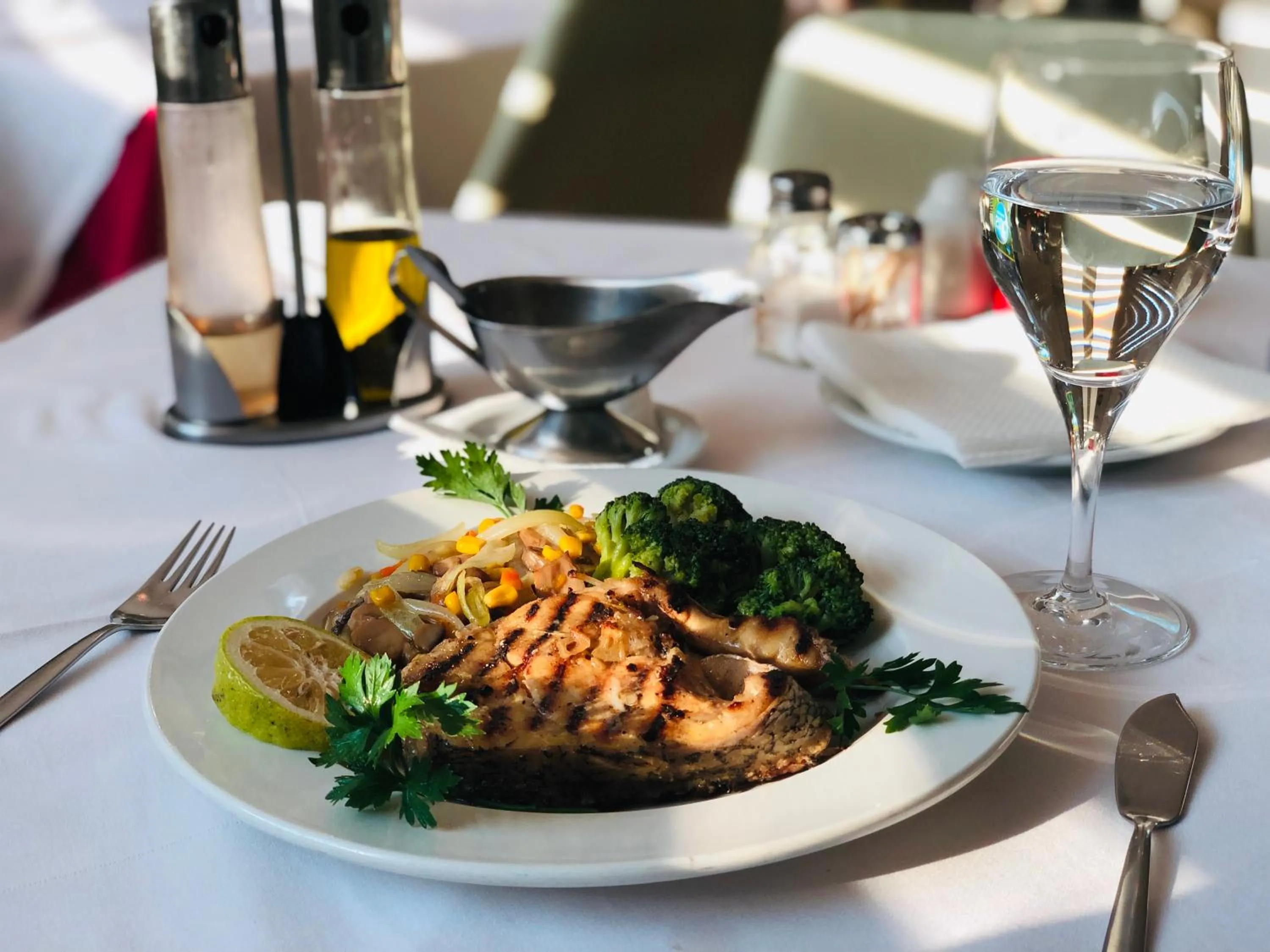 Lunch in Golden Park Hotel