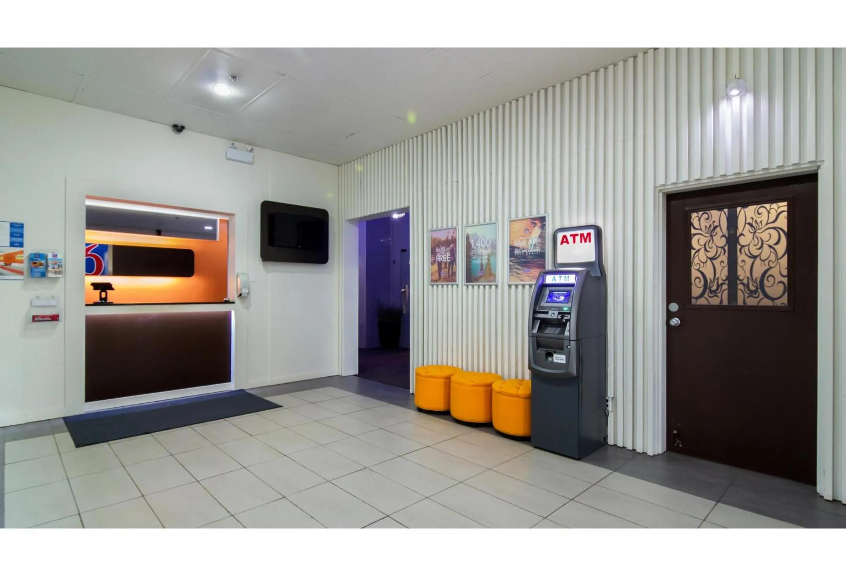 Lobby or reception in Motel 6 Kerrobert, SK