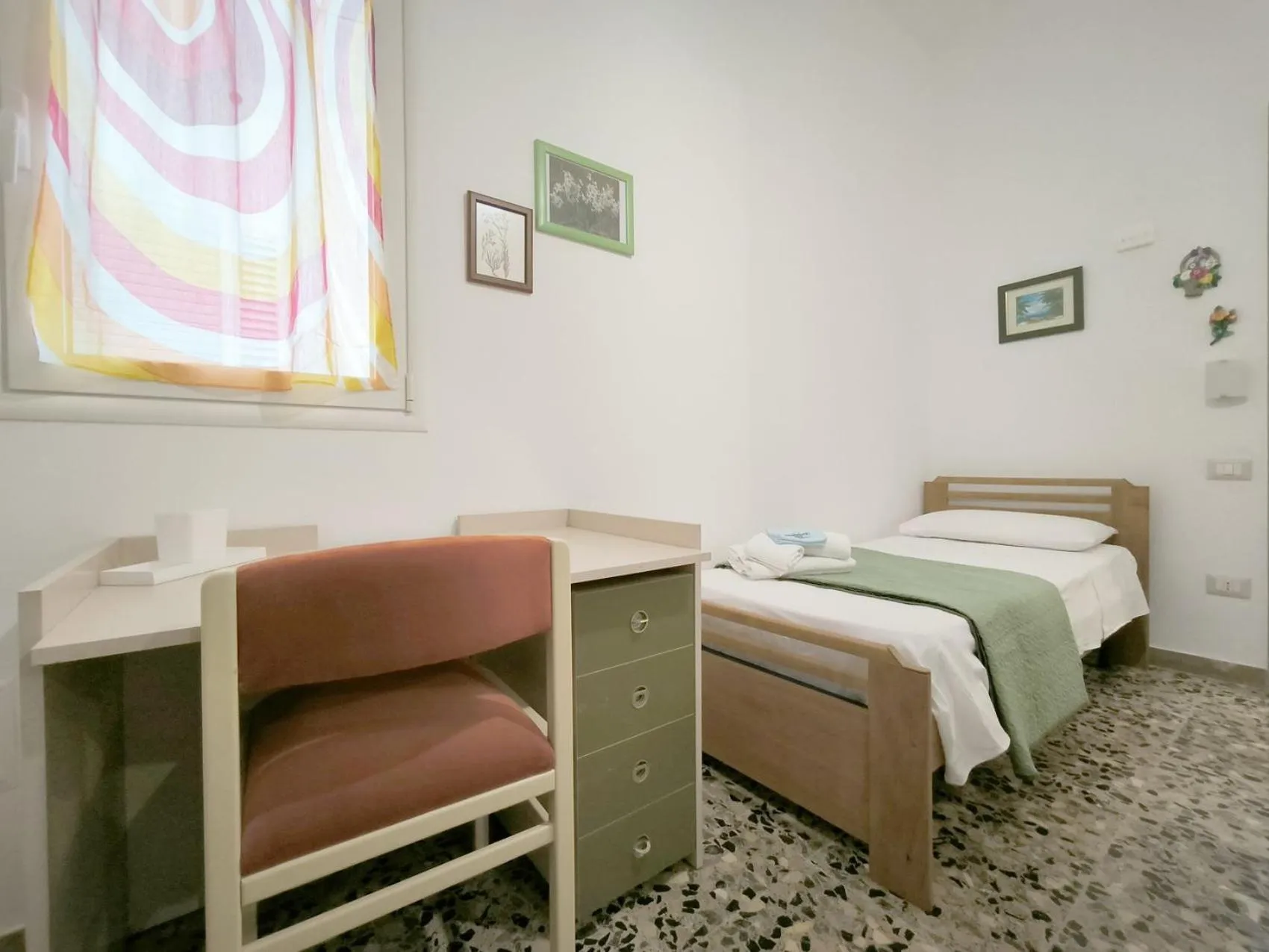 Bedroom in Domus Petrosa