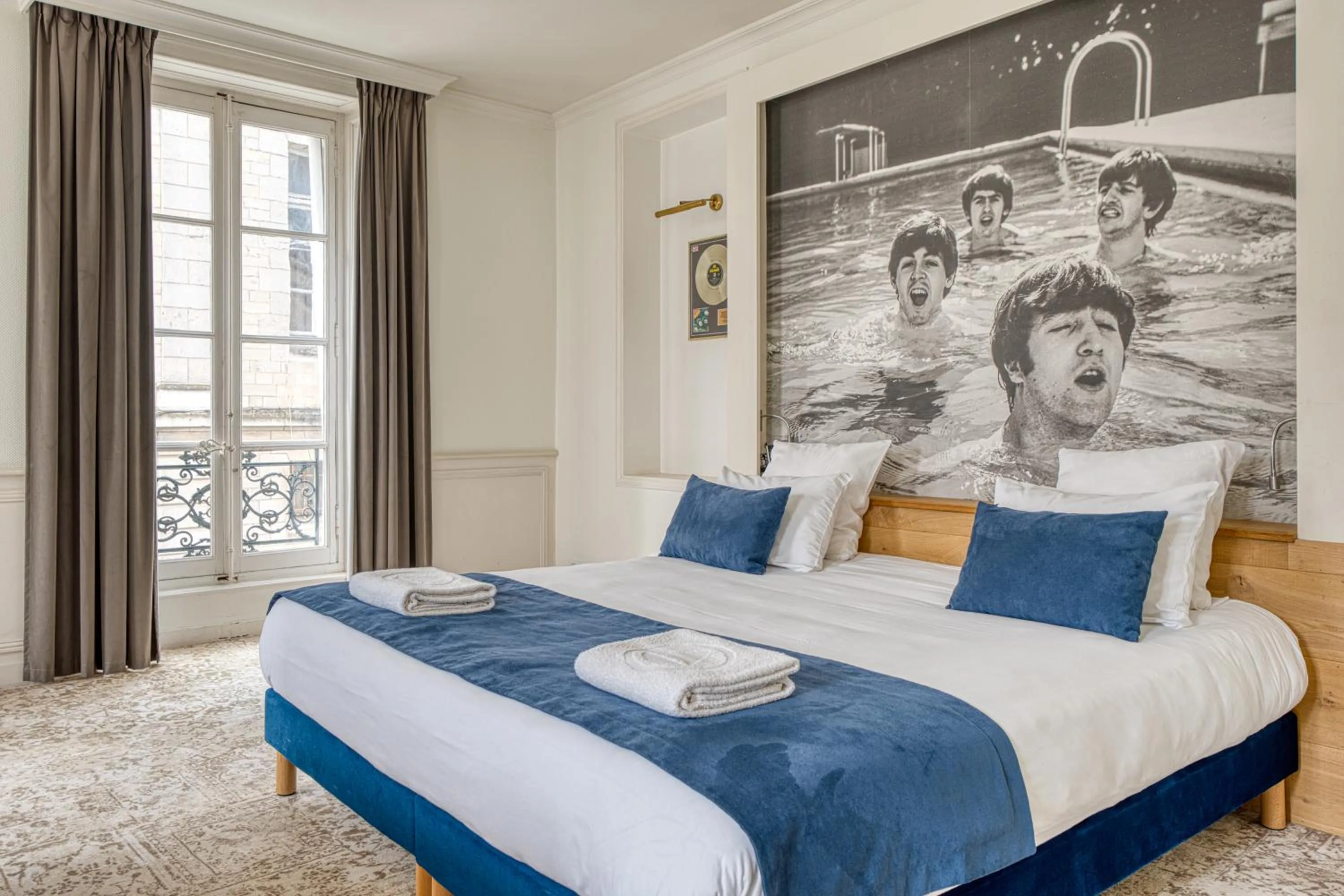 Bed in Hôtel François 1er