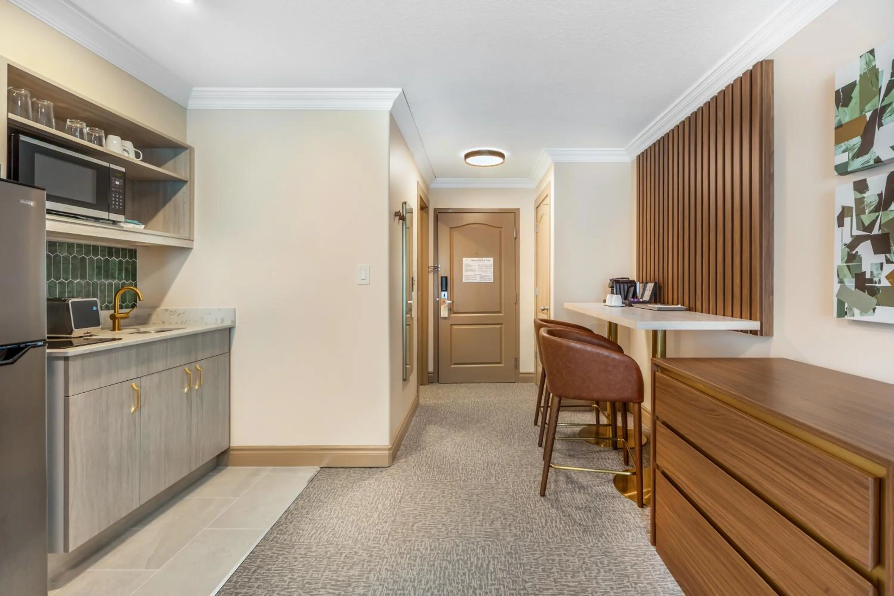 Living room in Velora Hinton, an Ascend Collection Hotel