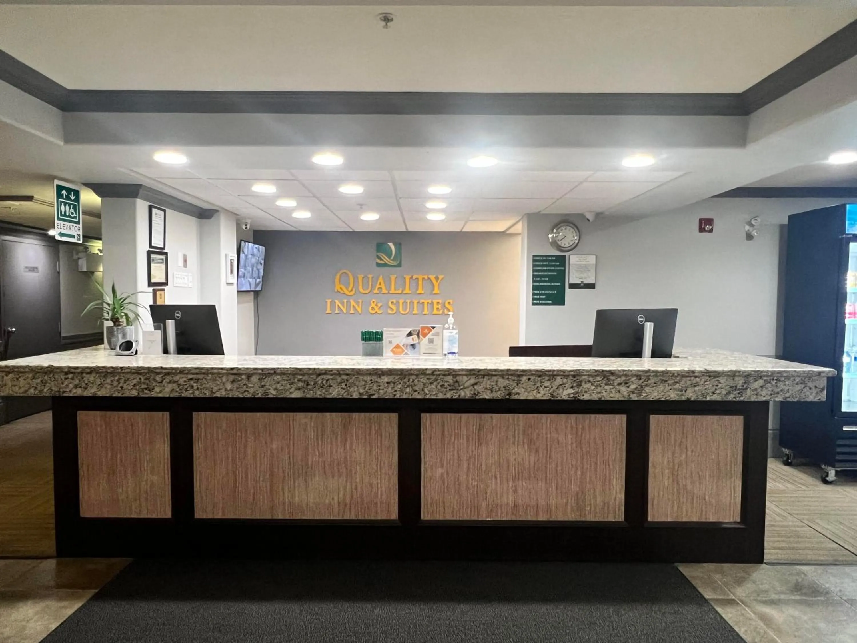 Lobby or reception in Quality Inn & Suites Hinton