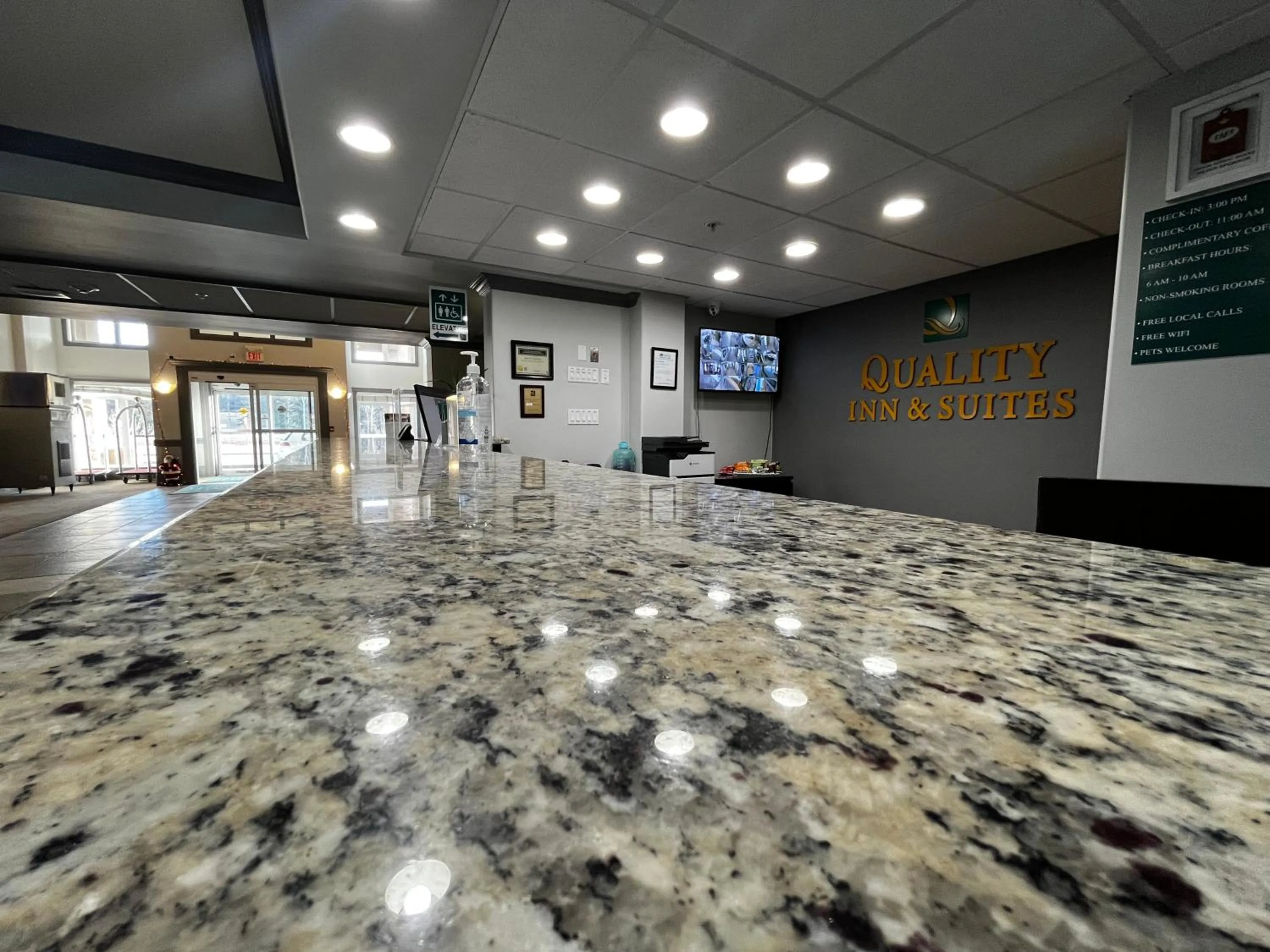 Lobby or reception in Quality Inn & Suites Hinton