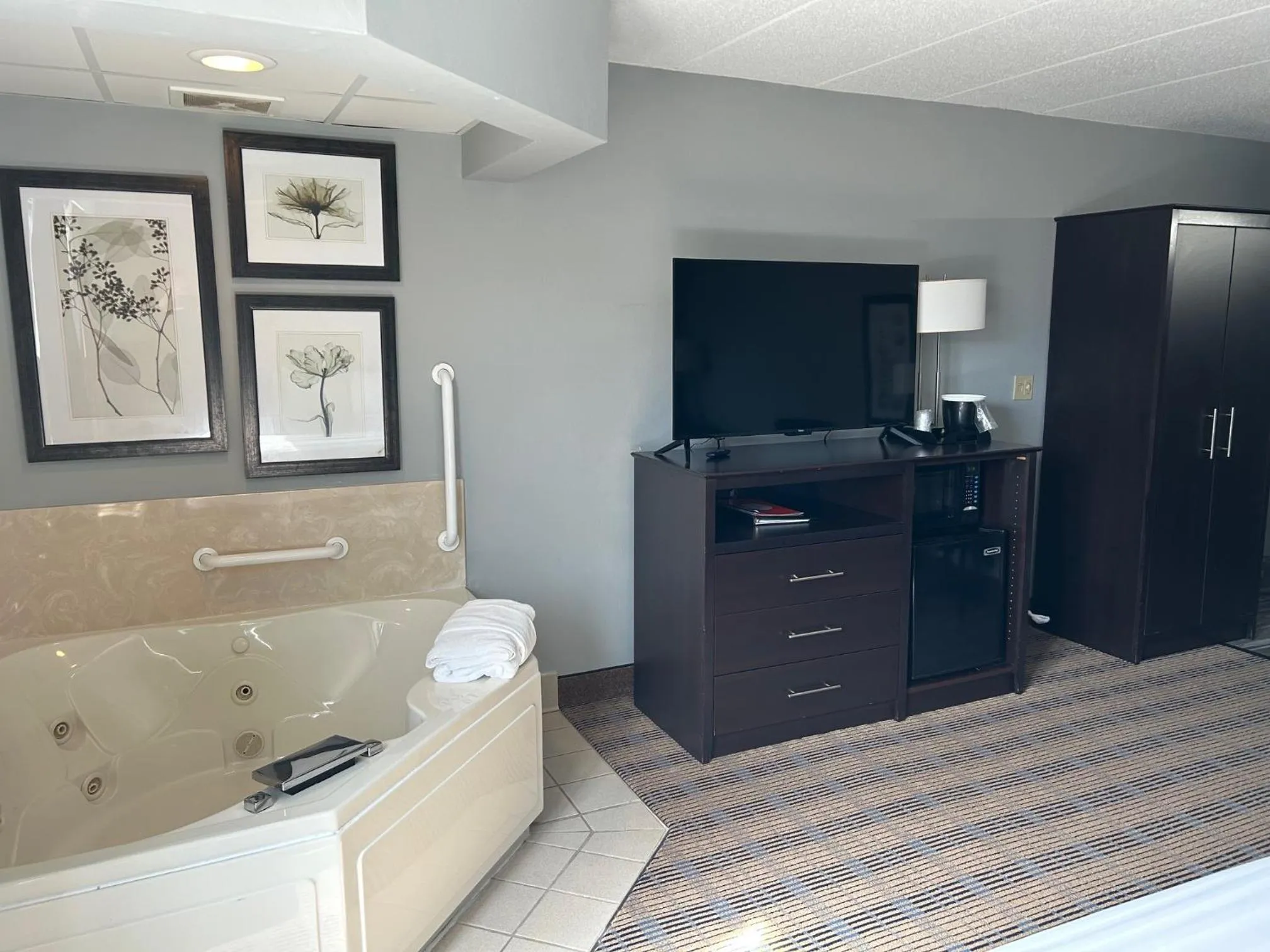 AmericInn by Wyndham Ottumwa