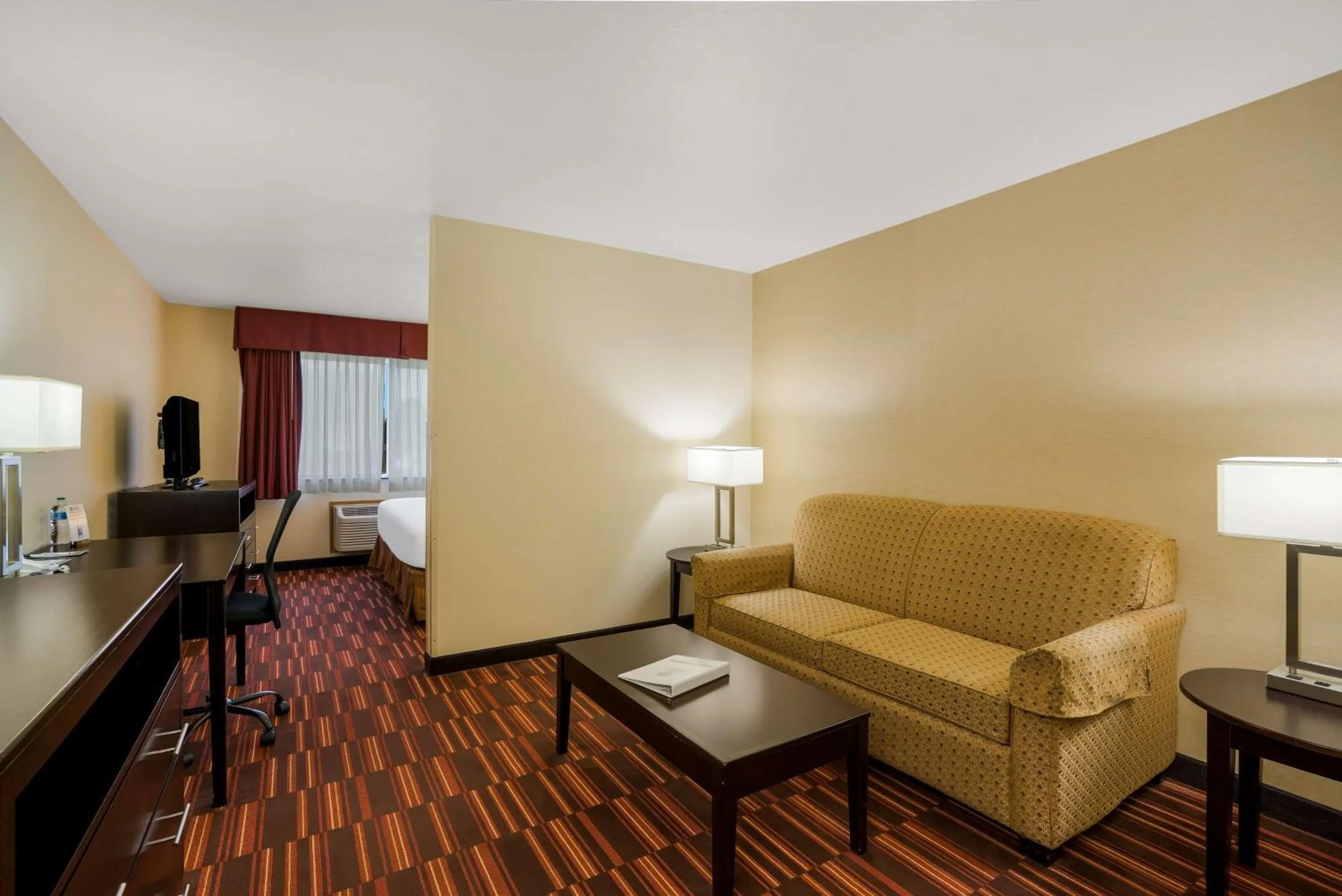 Photo of the whole room in Best Western Hermiston Inn