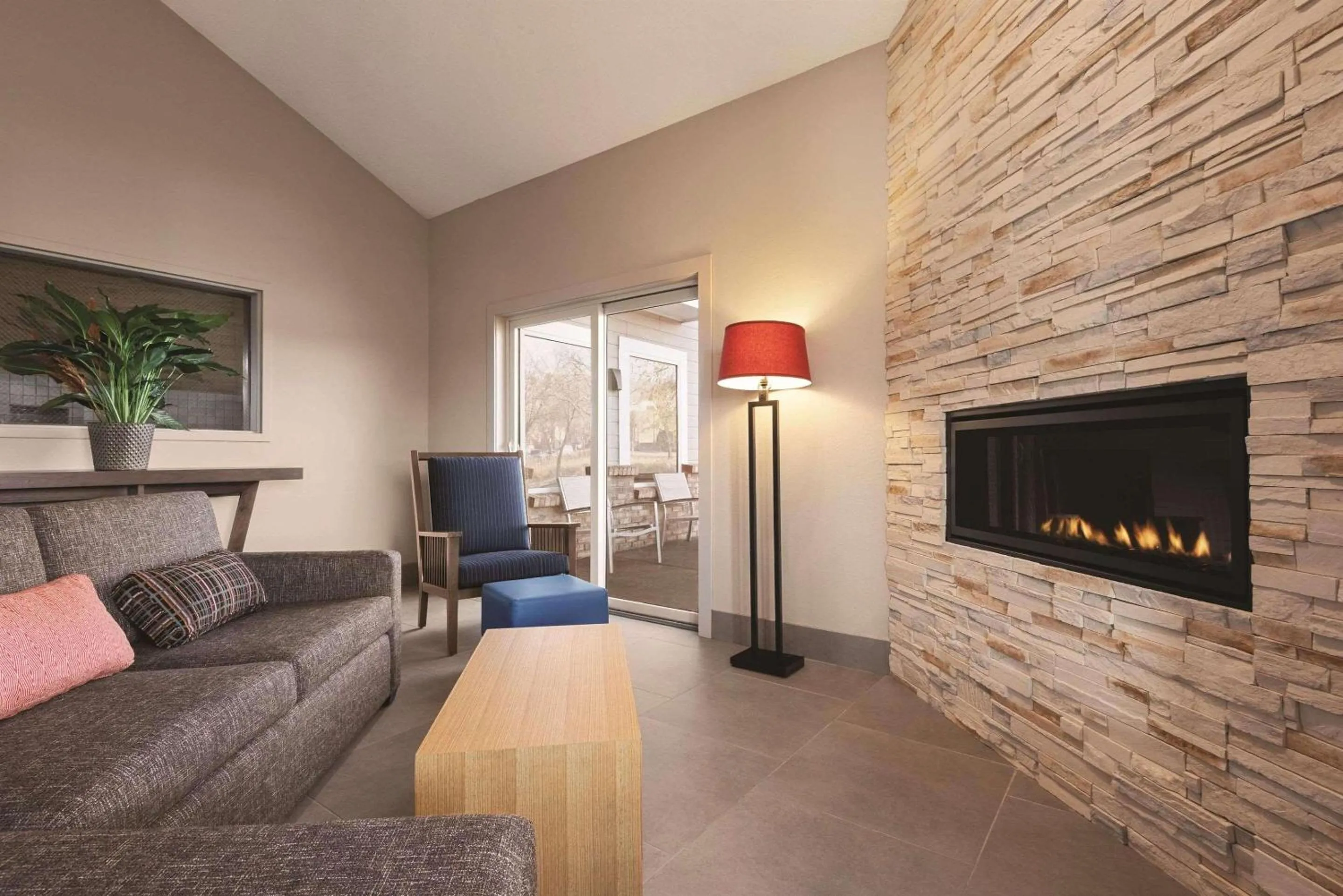 Lobby or reception in Country Inn & Suites by Radisson, Northfield, MN