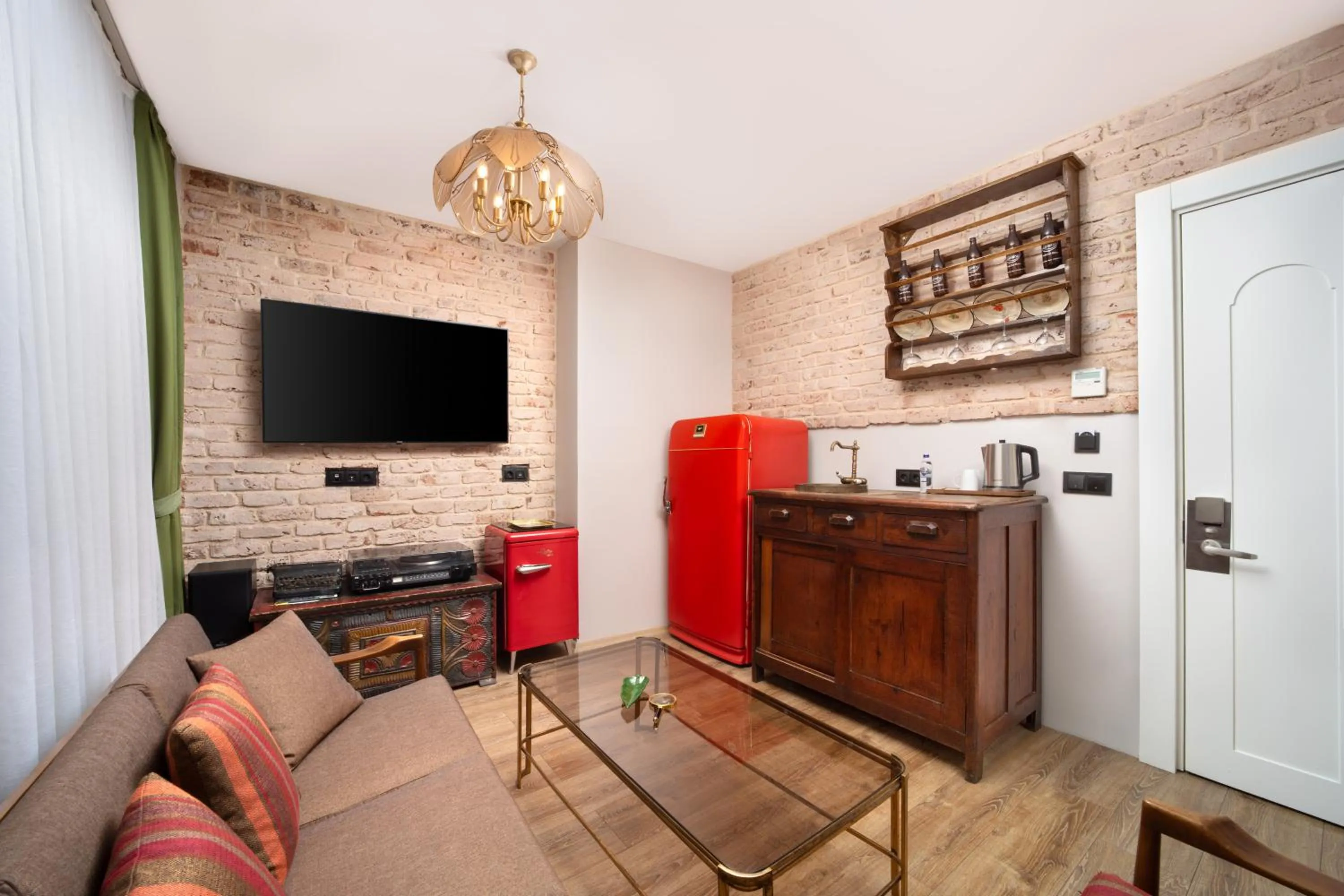 Seating area in Hotel Des Arts Galata