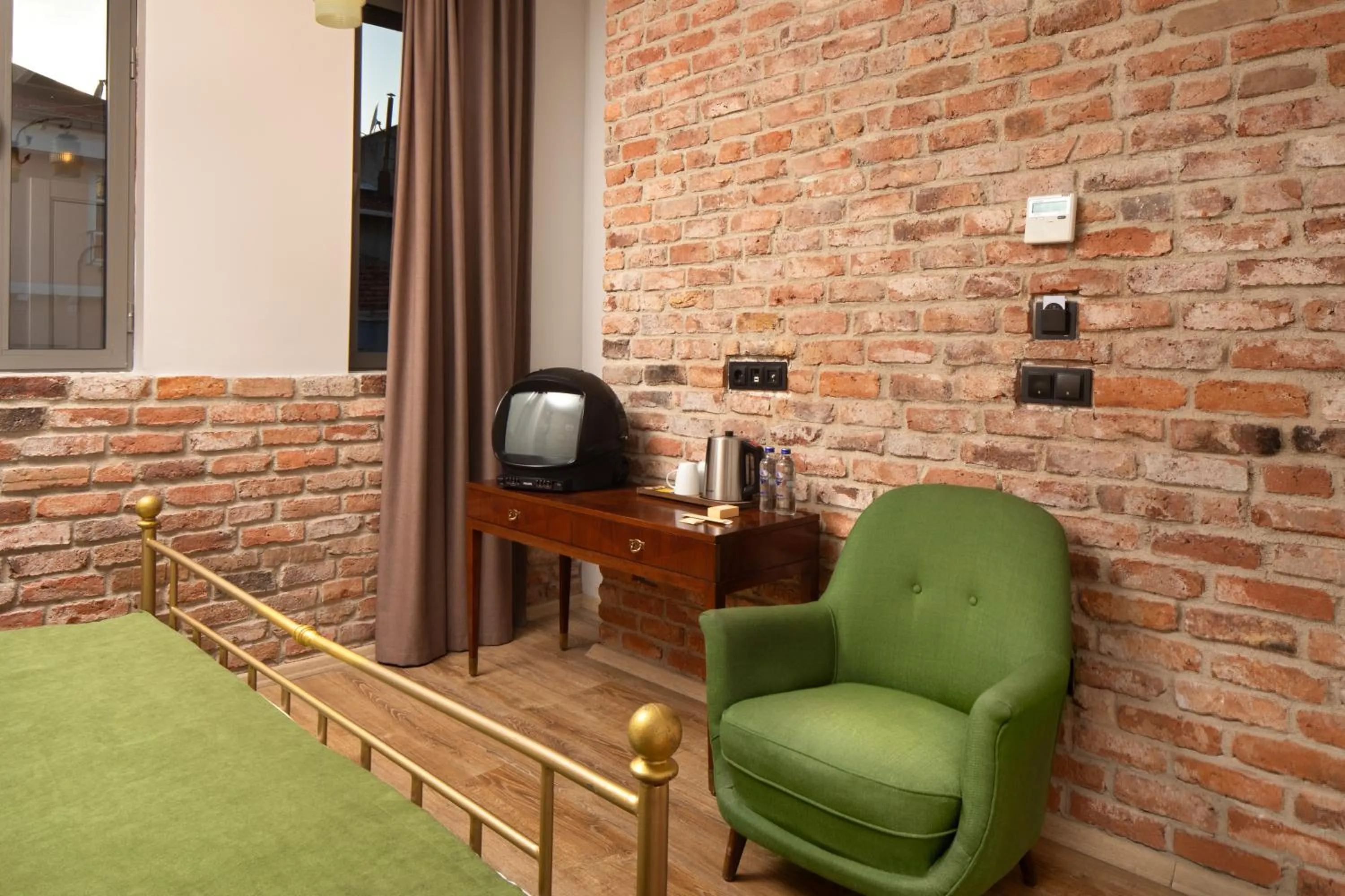 Bed in Hotel Des Arts Galata