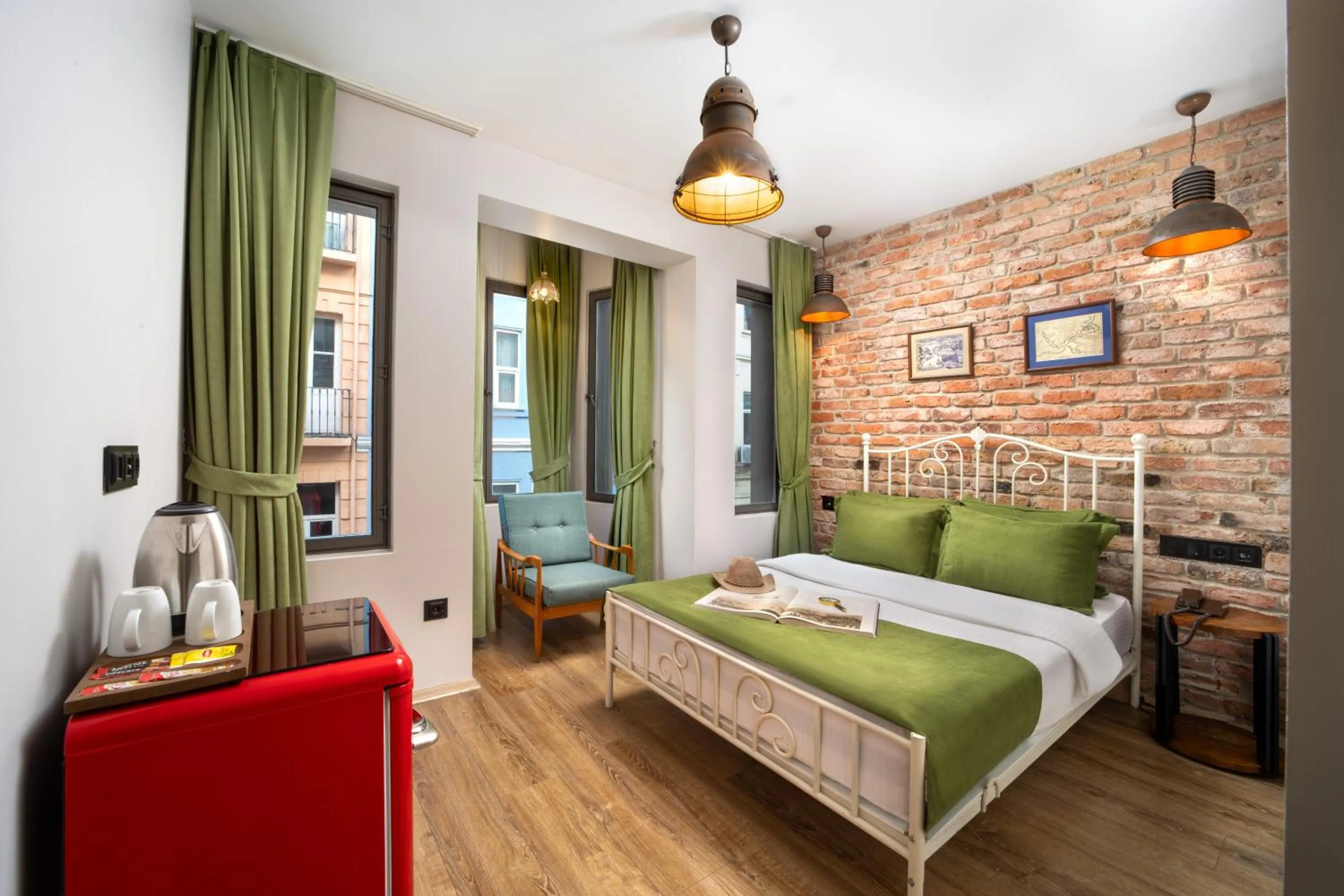 Bed in Hotel Des Arts Galata