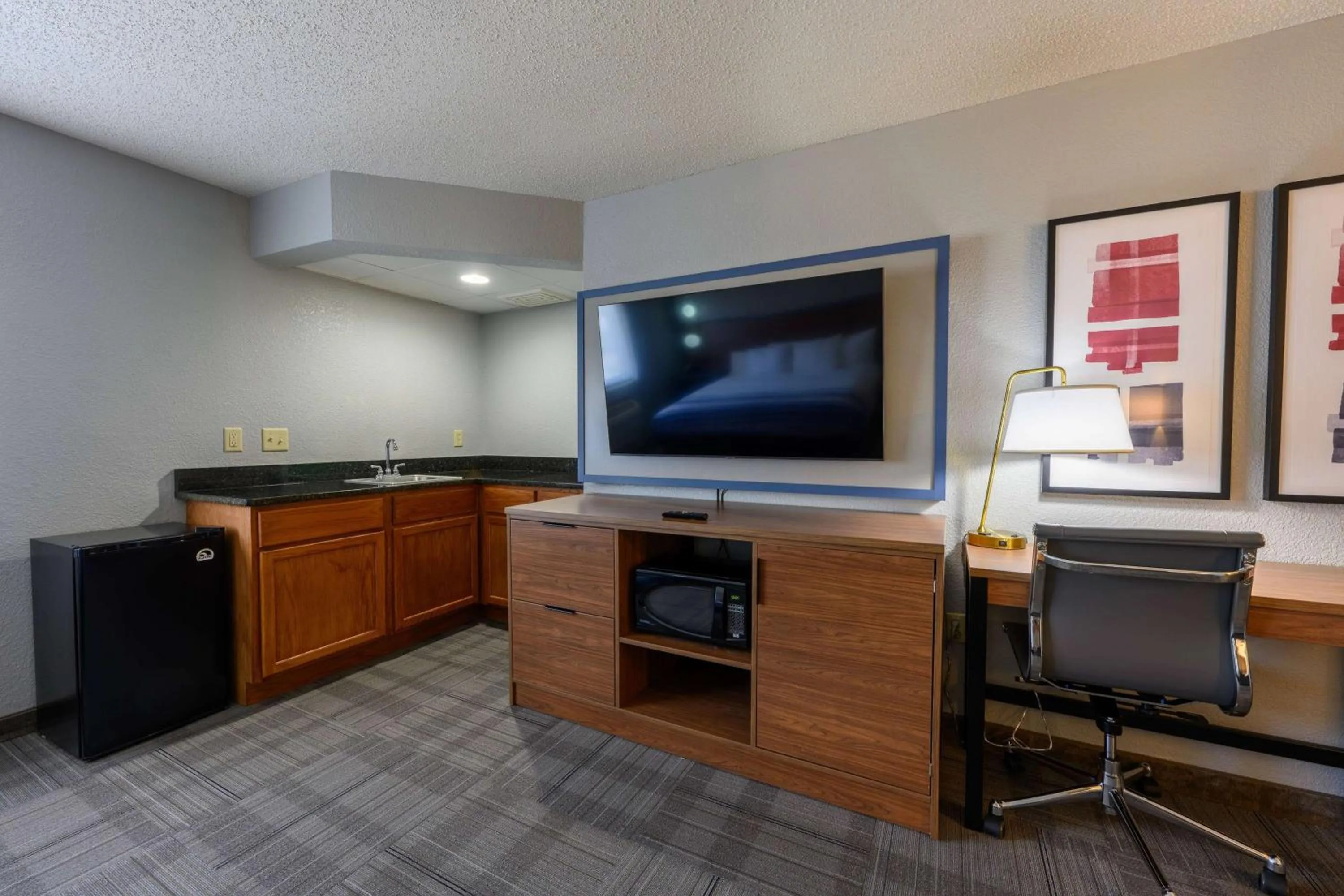 Photo of the whole room in AmericInn by Wyndham Monroe