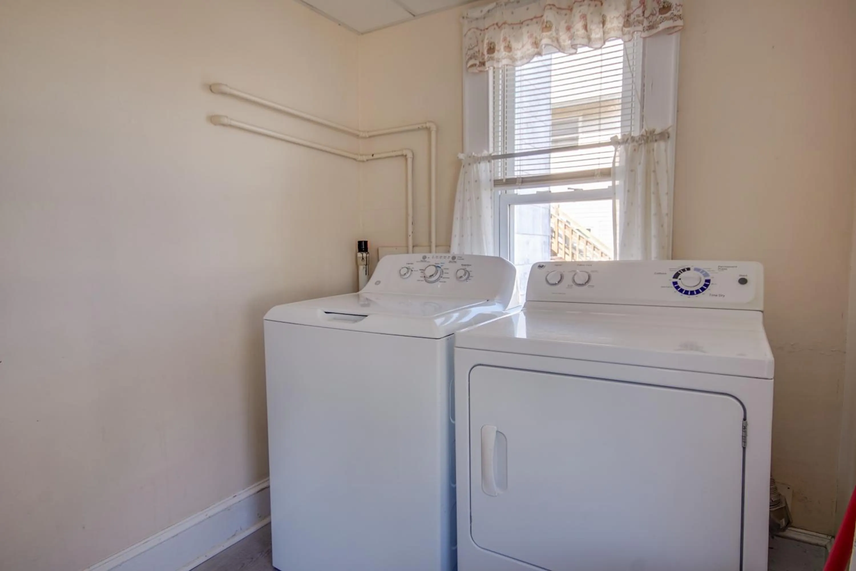 Two-Bedroom Apartment in Majestic Hotel & Apartments