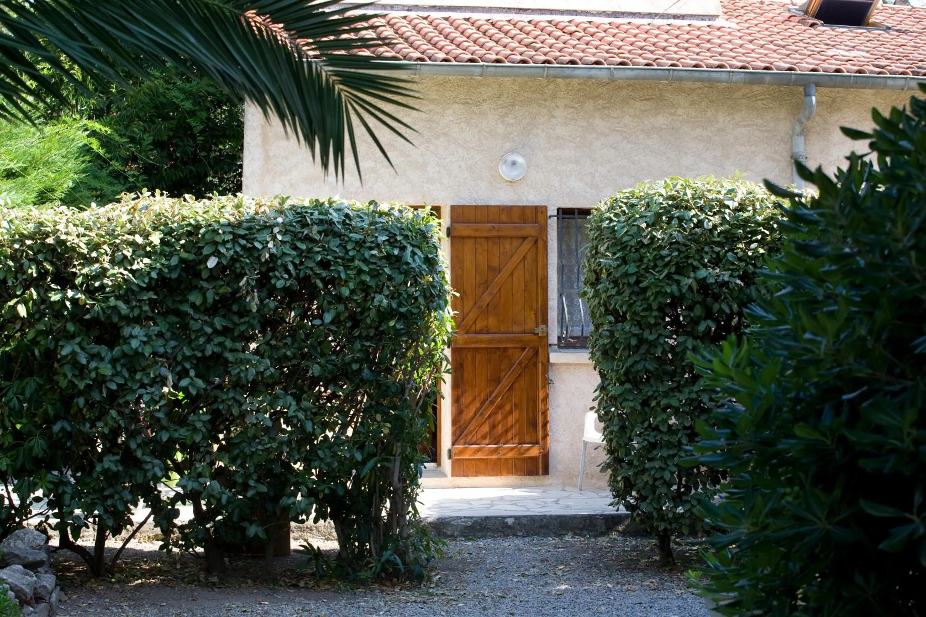 Patio in Hôtel Du Soleil