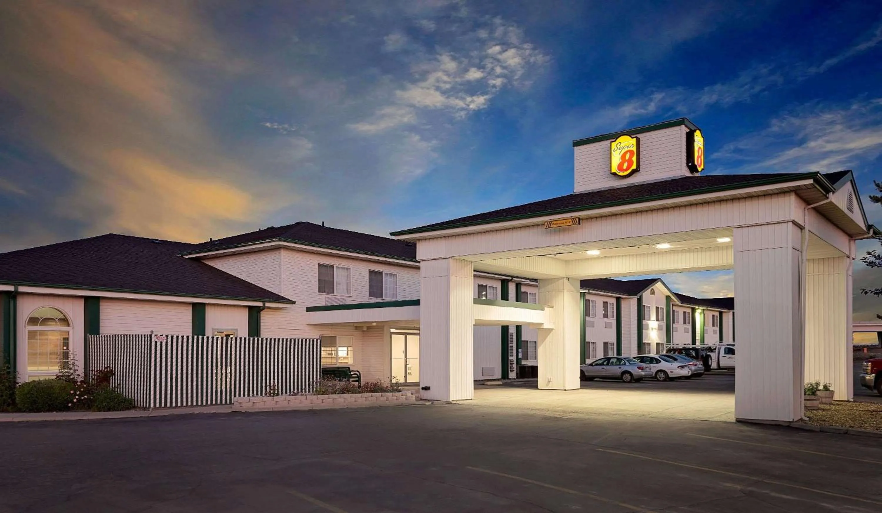 Property building in Super 8 by Wyndham Battle Mountain