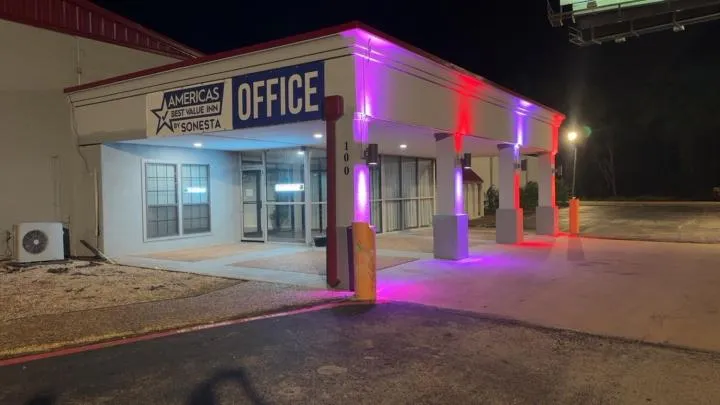 Americas Best Value Inn Marshall