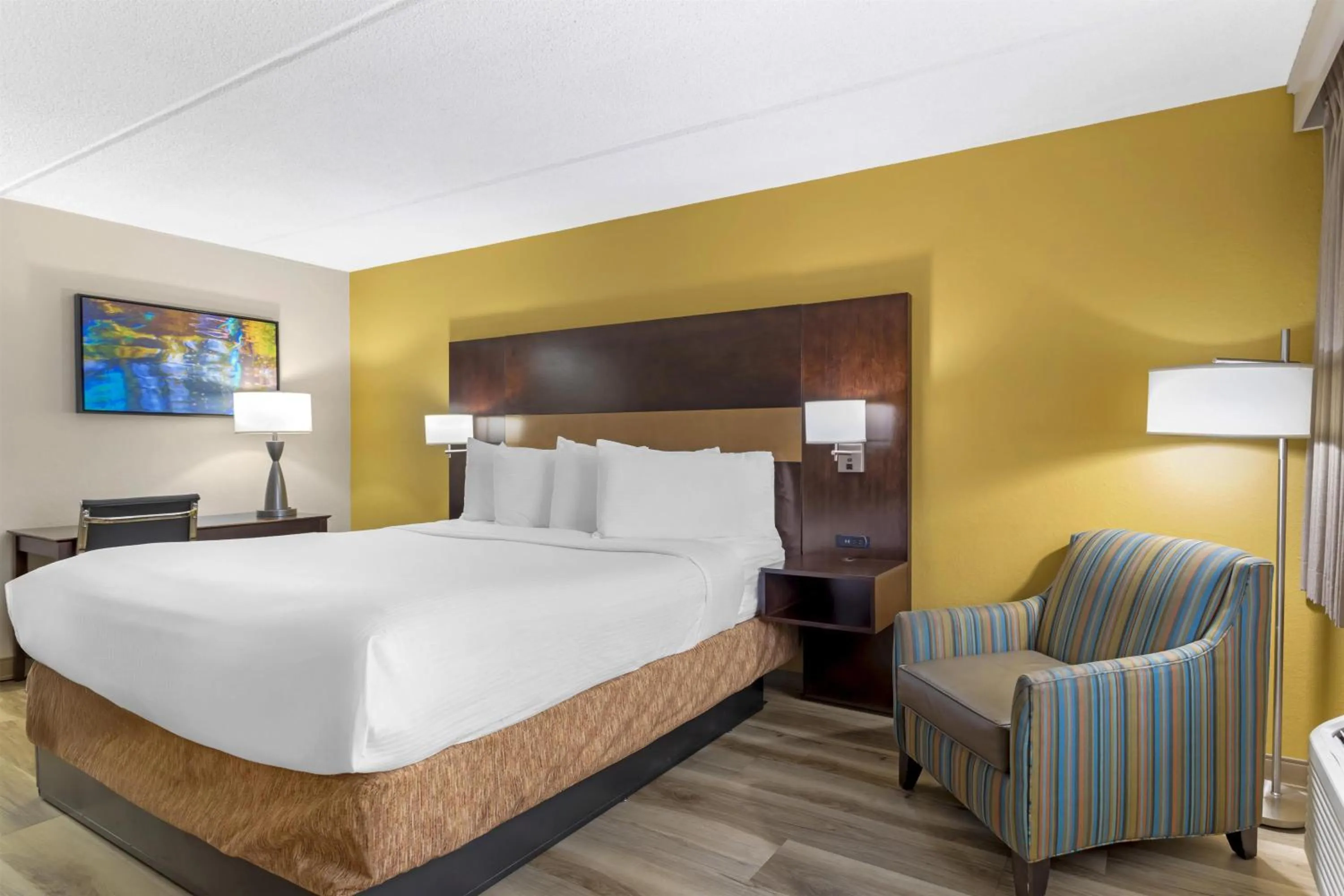 Bedroom, Bed in Best Western Inn Of Palatka