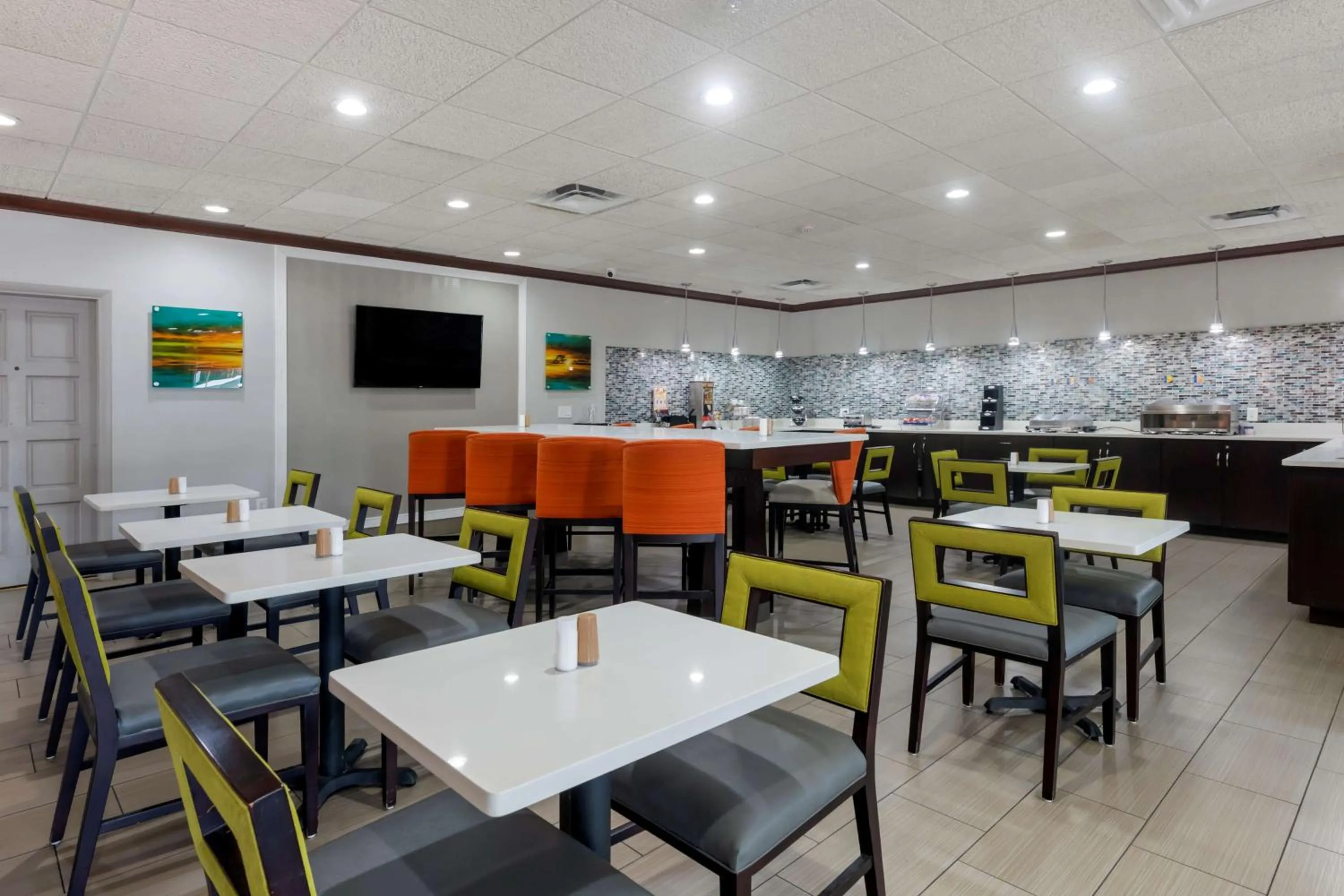 Breakfast in Best Western Inn Of Palatka