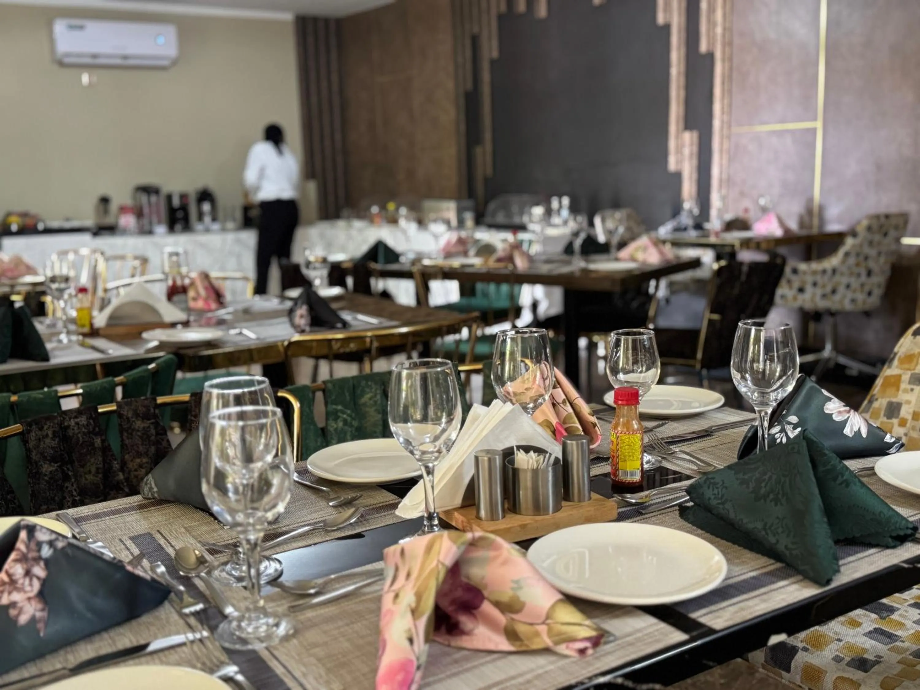 Restaurant/places to eat in Annavilla7 Lilongwe hotel