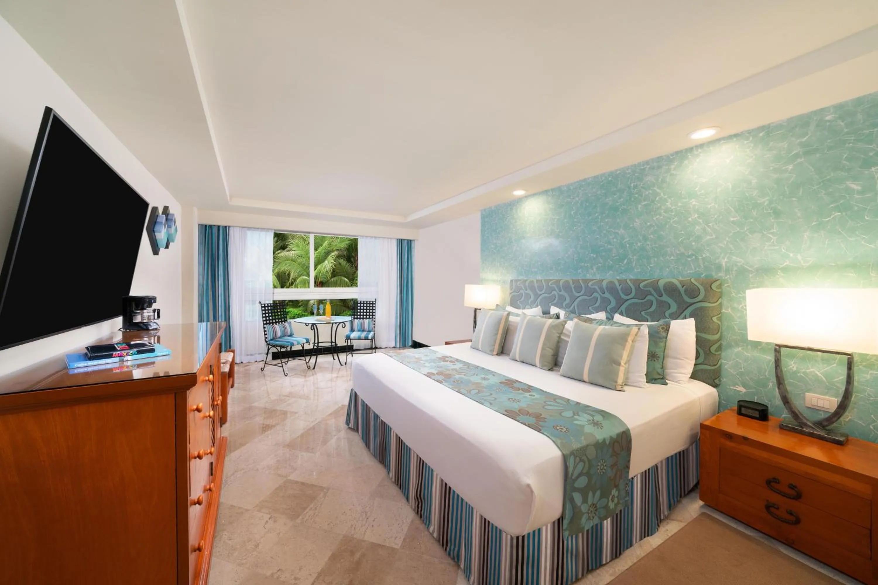 Photo of the whole room, Bed in The Sens Cancun by Oasis - All Inclusive