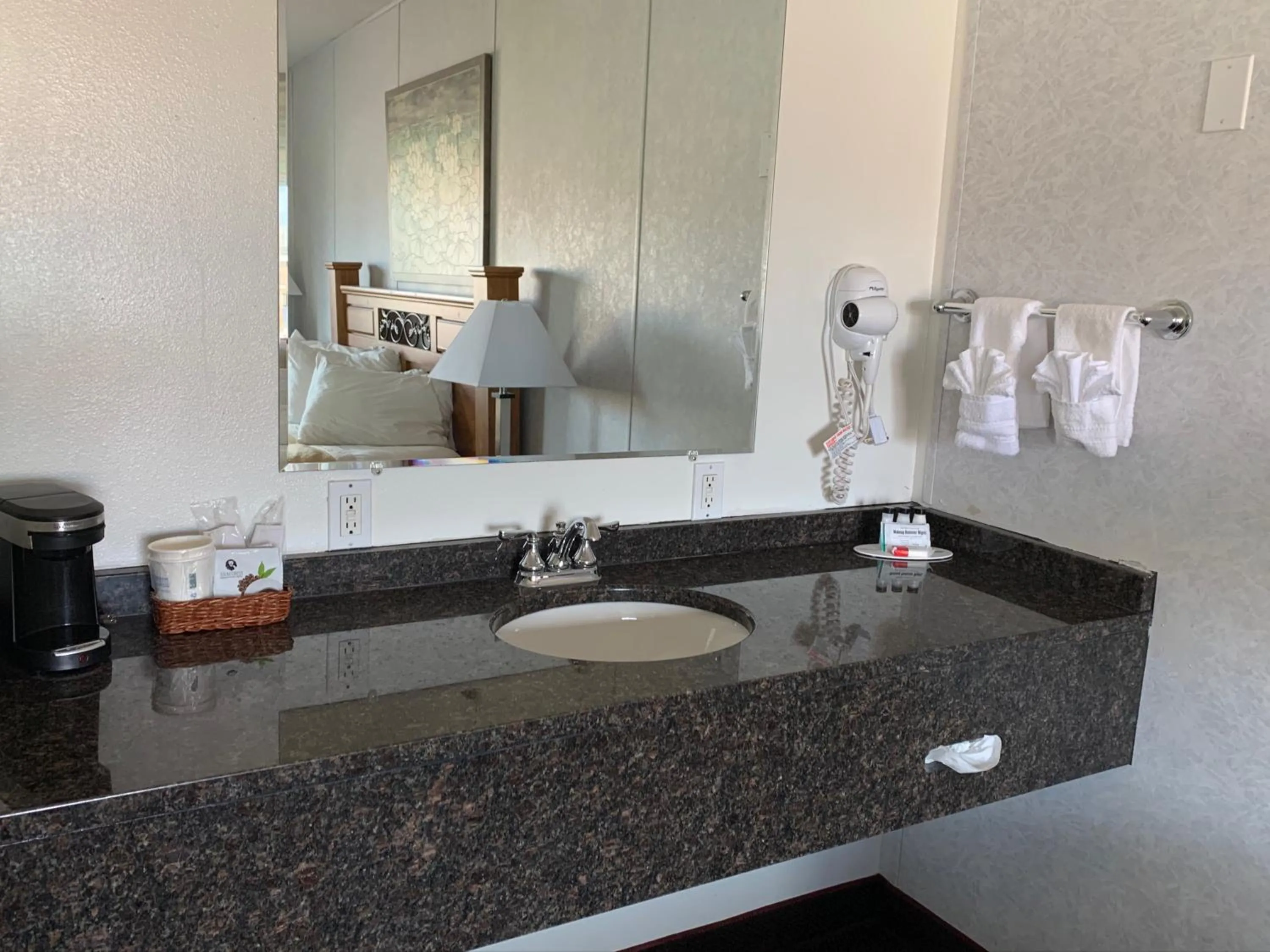 Bathroom in FairBridge Inn & Suites Williston