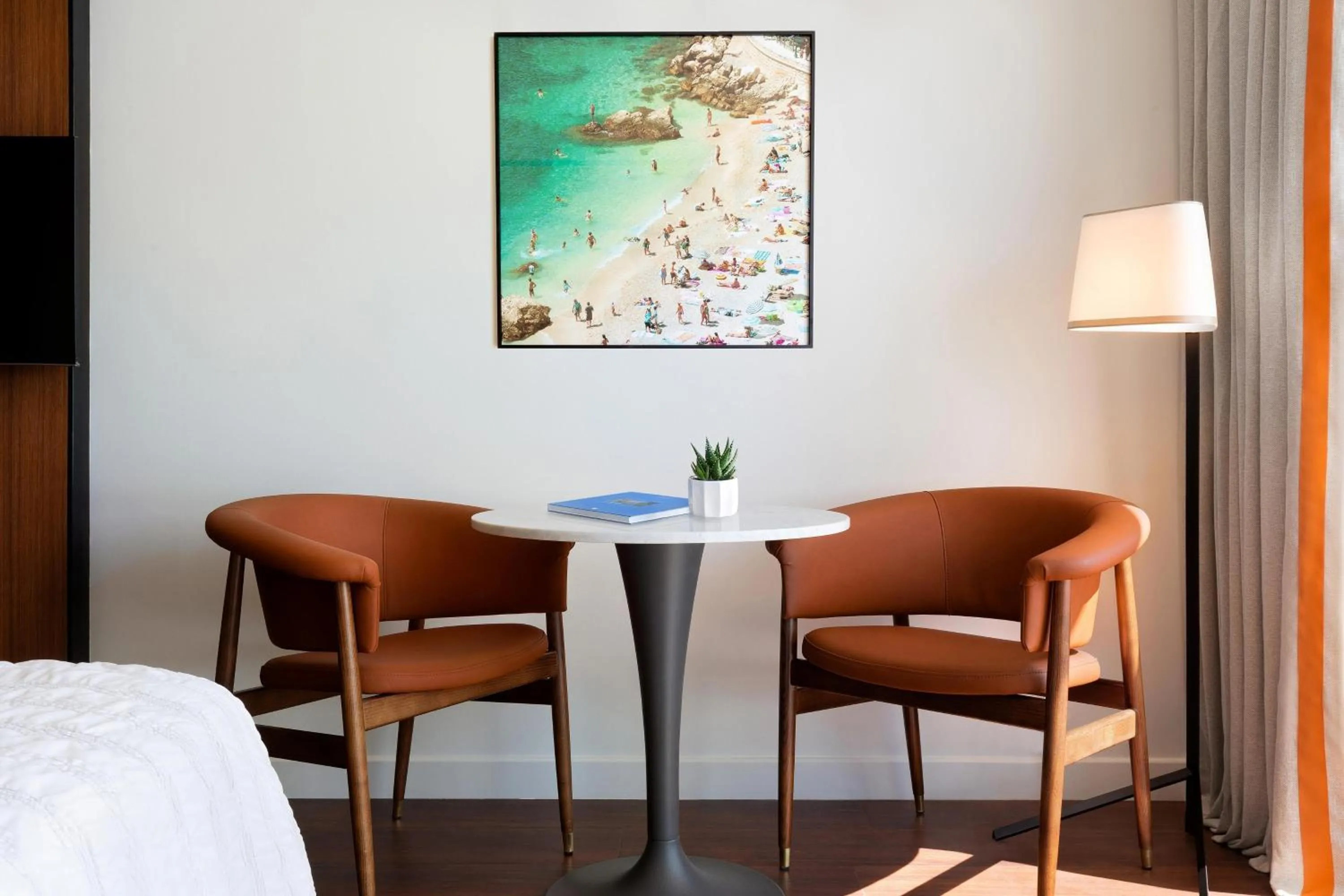 Photo of the whole room, Bed in Le Meridien Nice