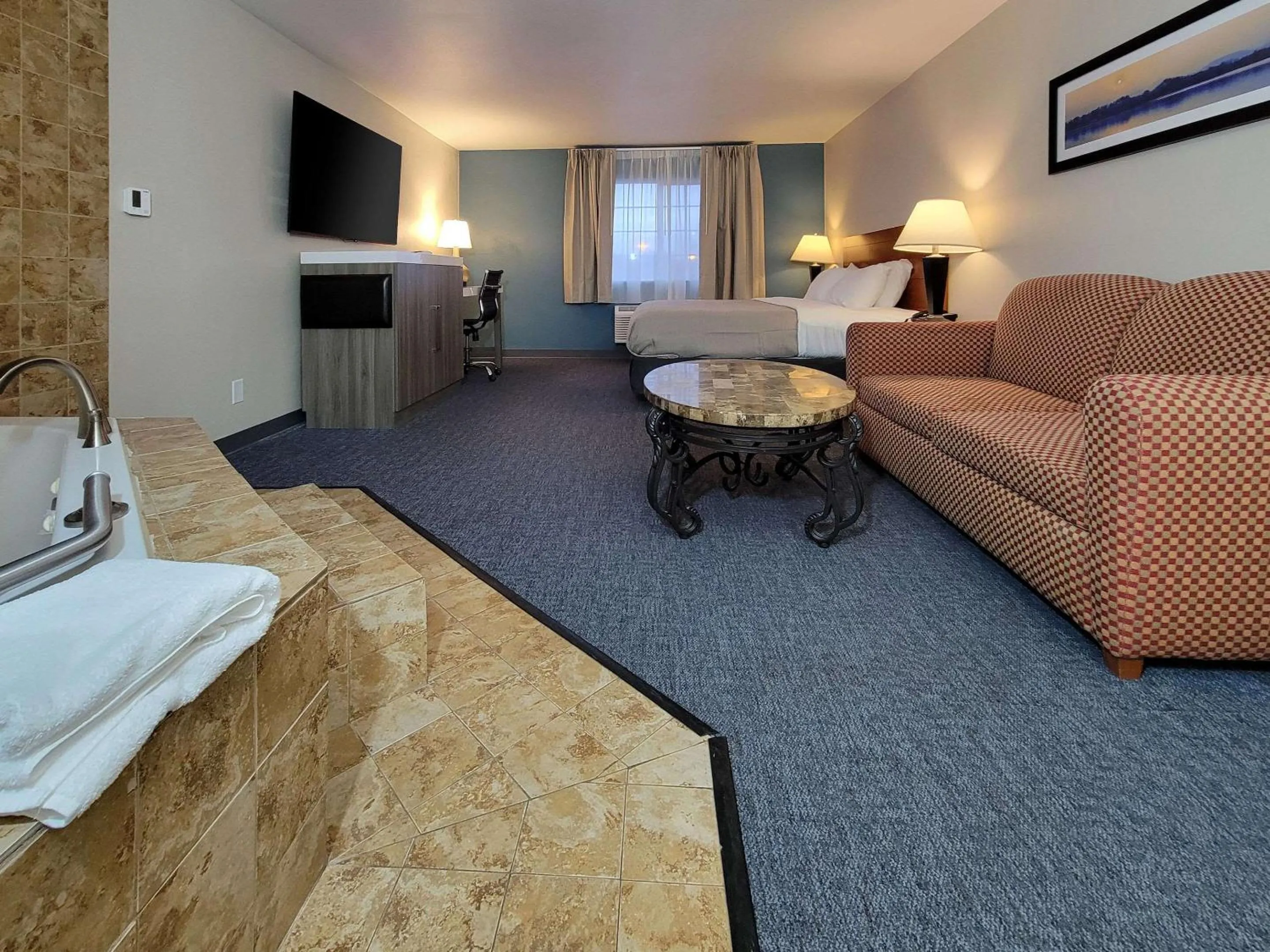 Bedroom in Quality Inn Port Orchard