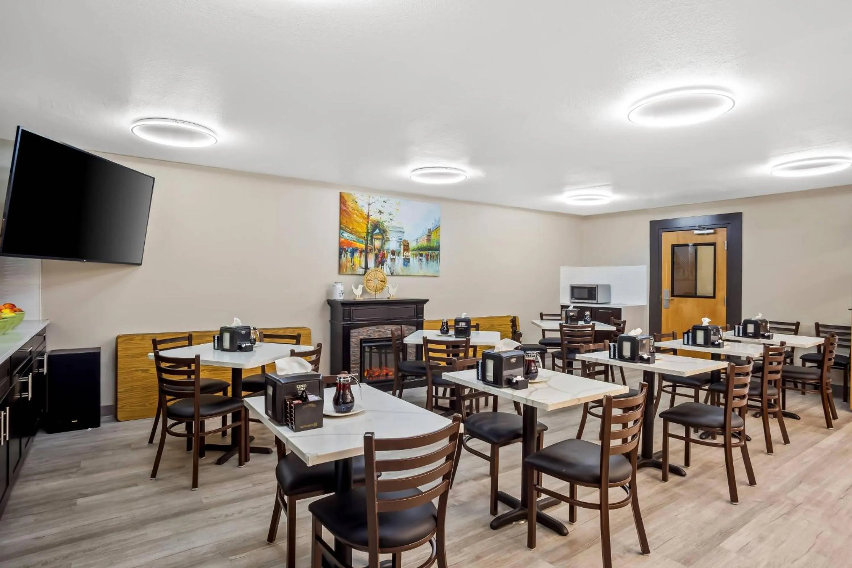 Breakfast in Quality Inn Port Orchard