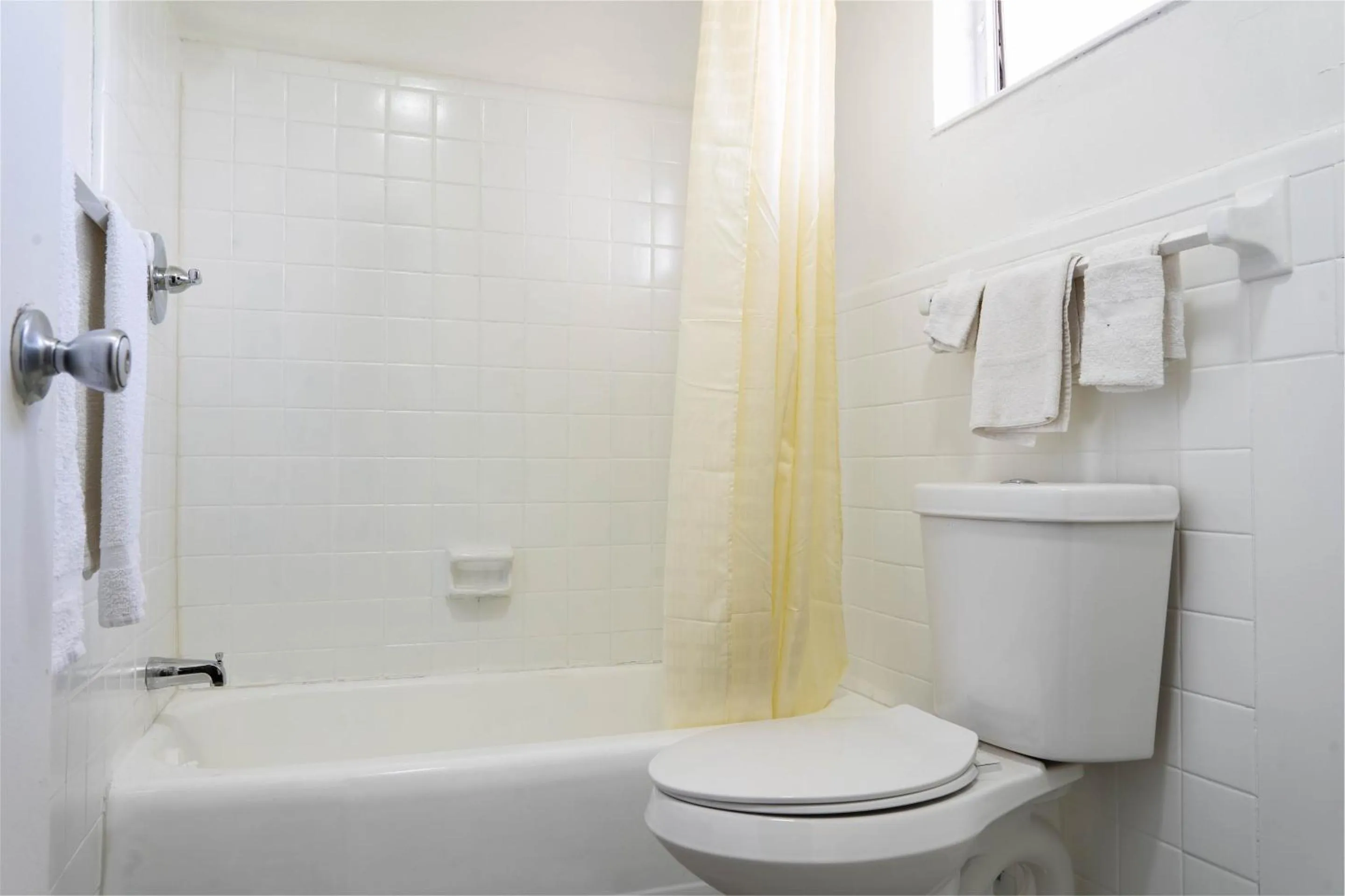 Bathroom in OYO Hotel Ocala, FL I-75