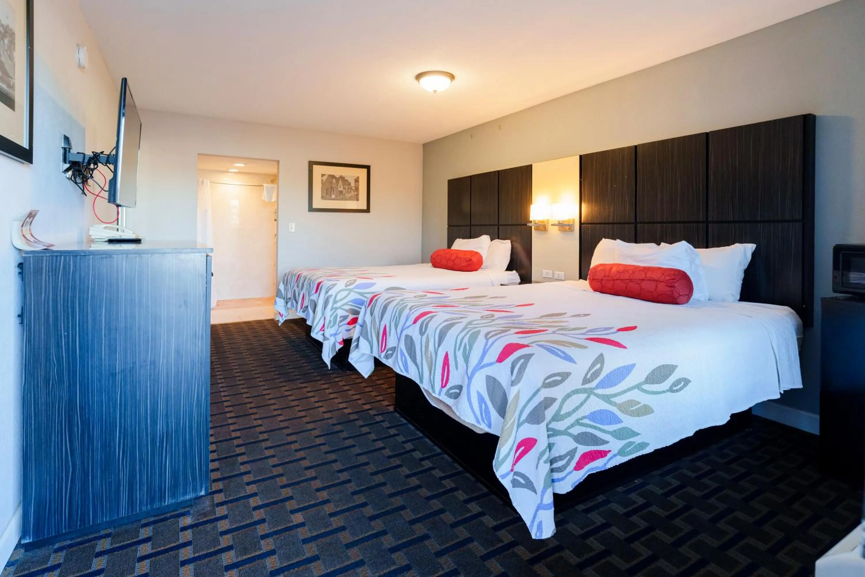 Bed in San Marco Inn East - Jacksonville