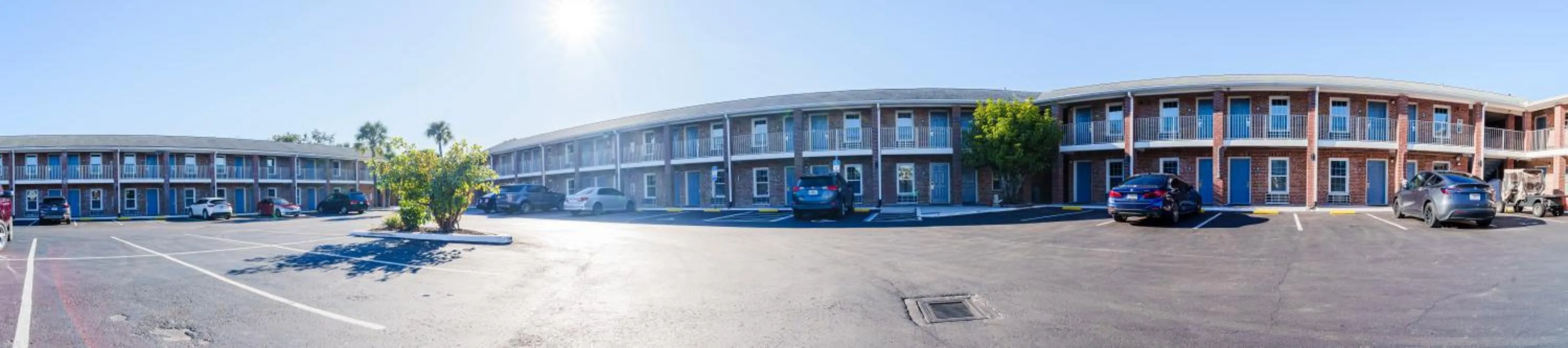 Property building in San Marco Inn East - Jacksonville