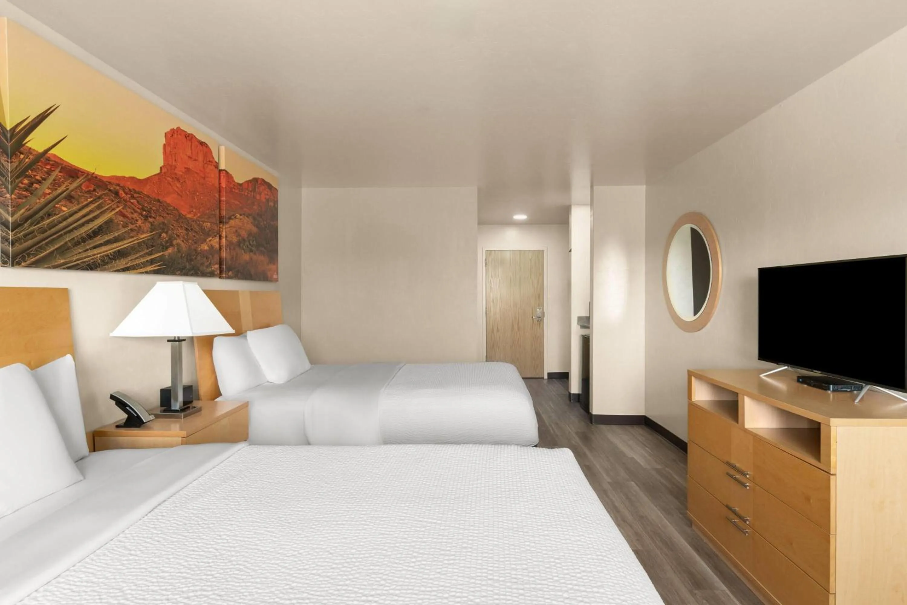 Photo of the whole room, Bed in Days Inn by Wyndham Chino Valley