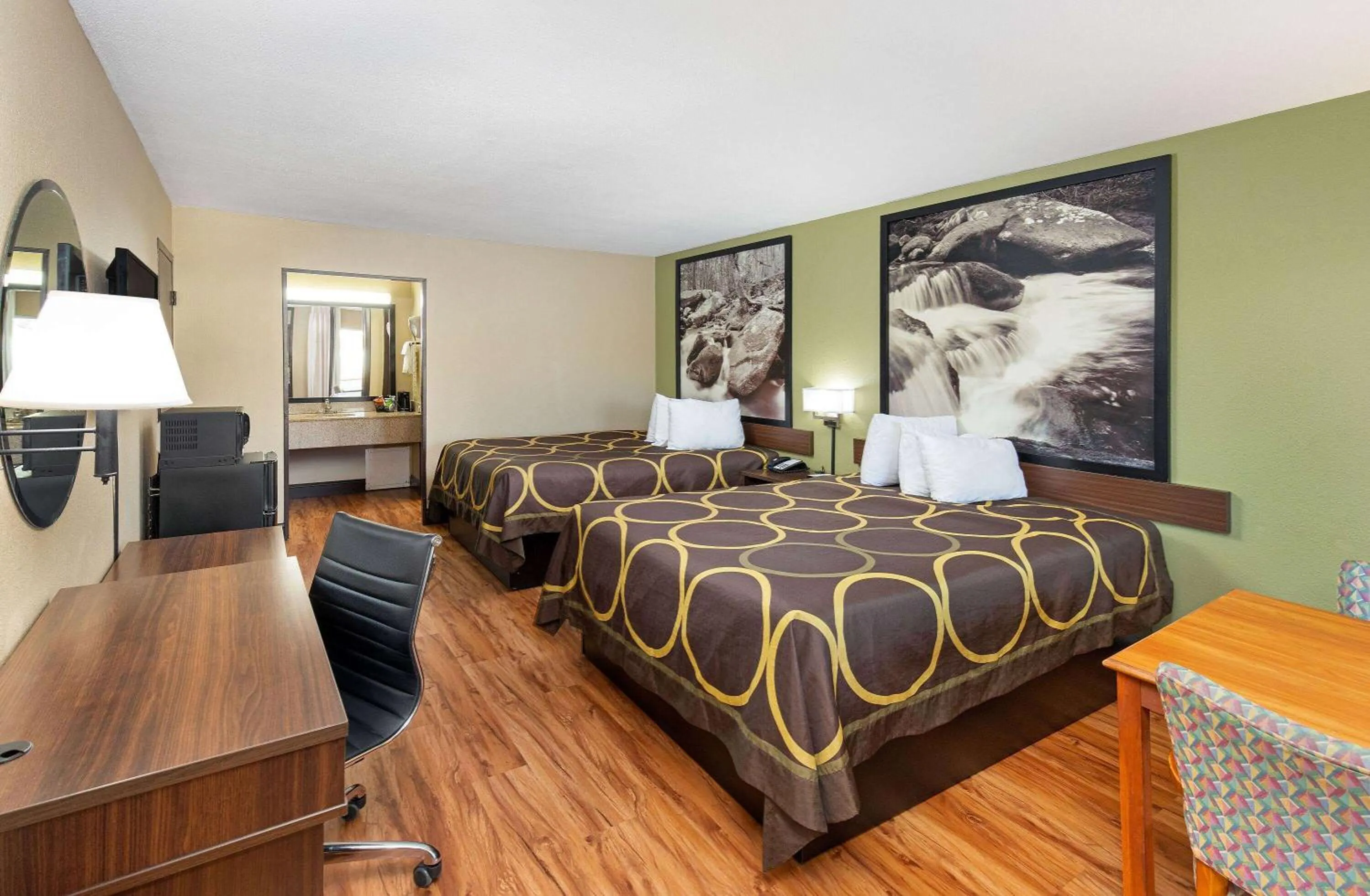 Bed in Super 8 by Wyndham Kingsport