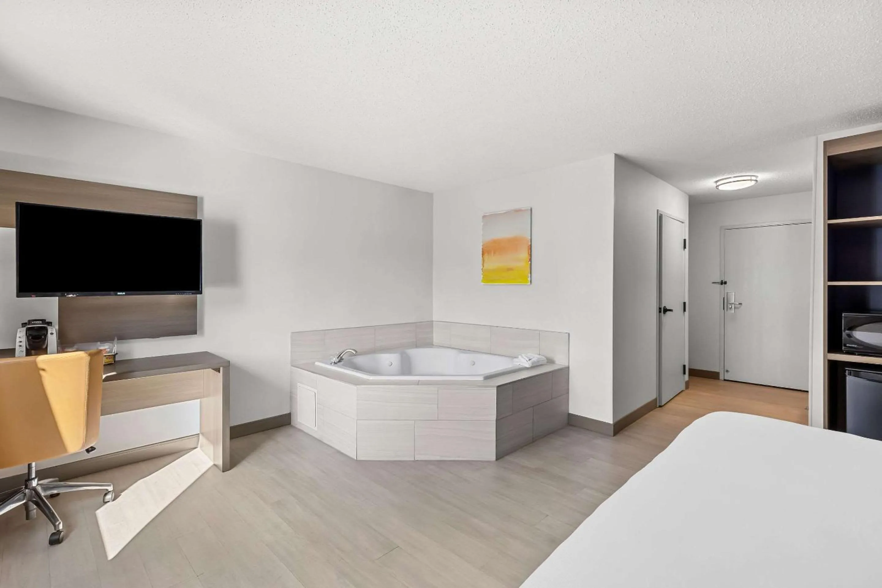 Bedroom, Bed in Comfort Inn