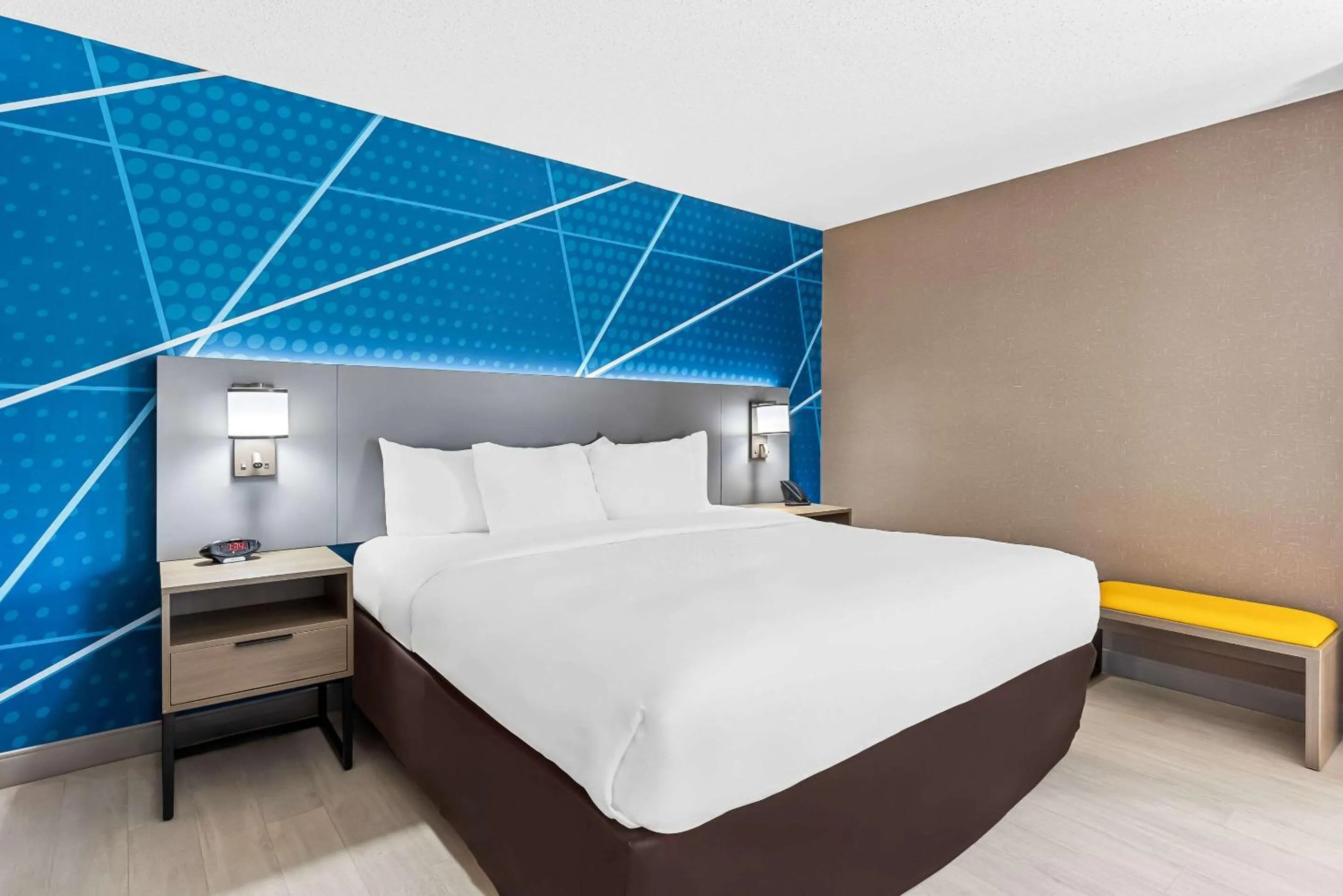 Bedroom, Bed in Comfort Inn