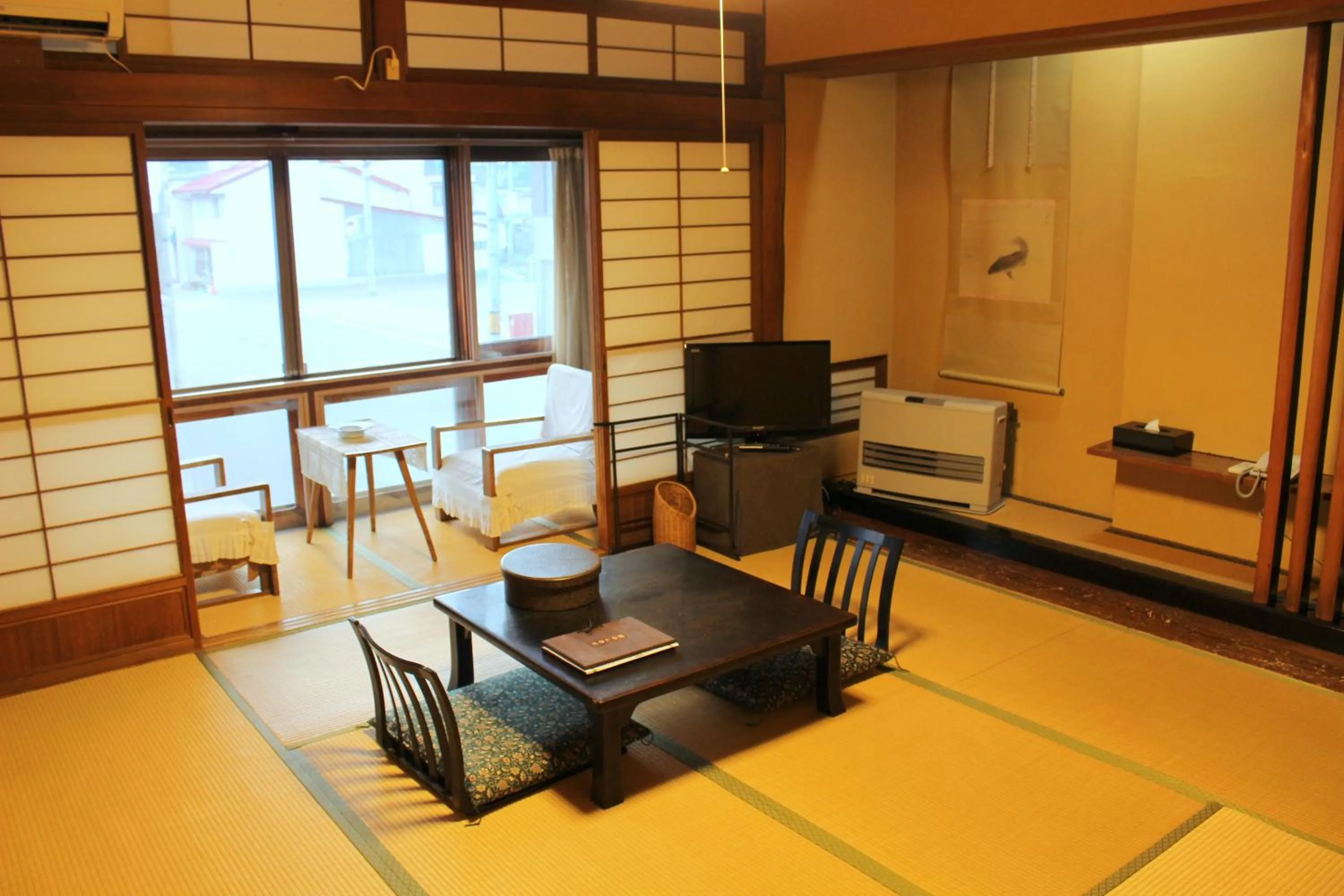Historical Ryokan SENYUKAN