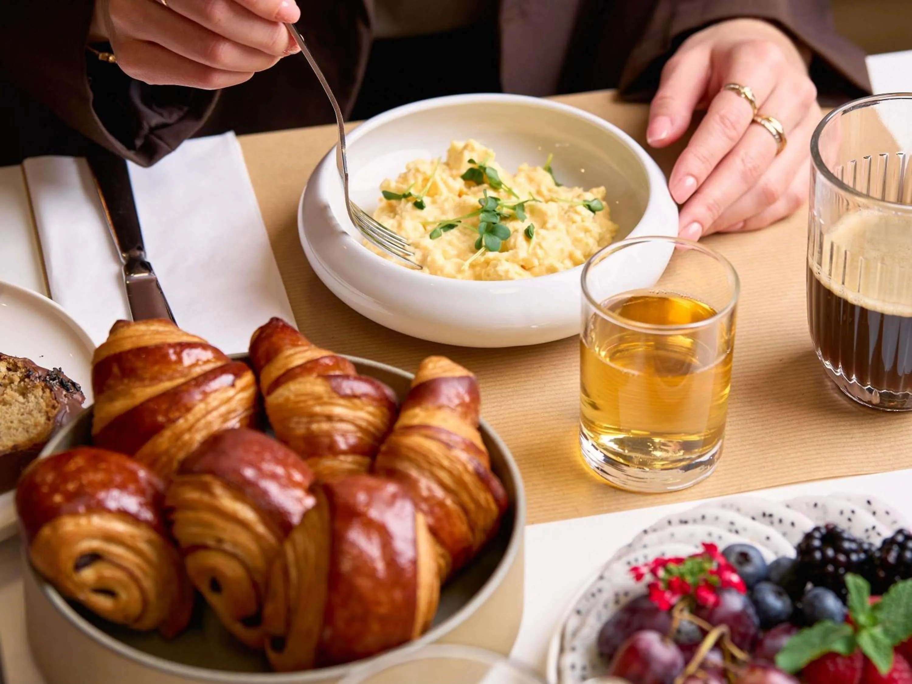 Breakfast in Novotel Paris La Defense Esplanade