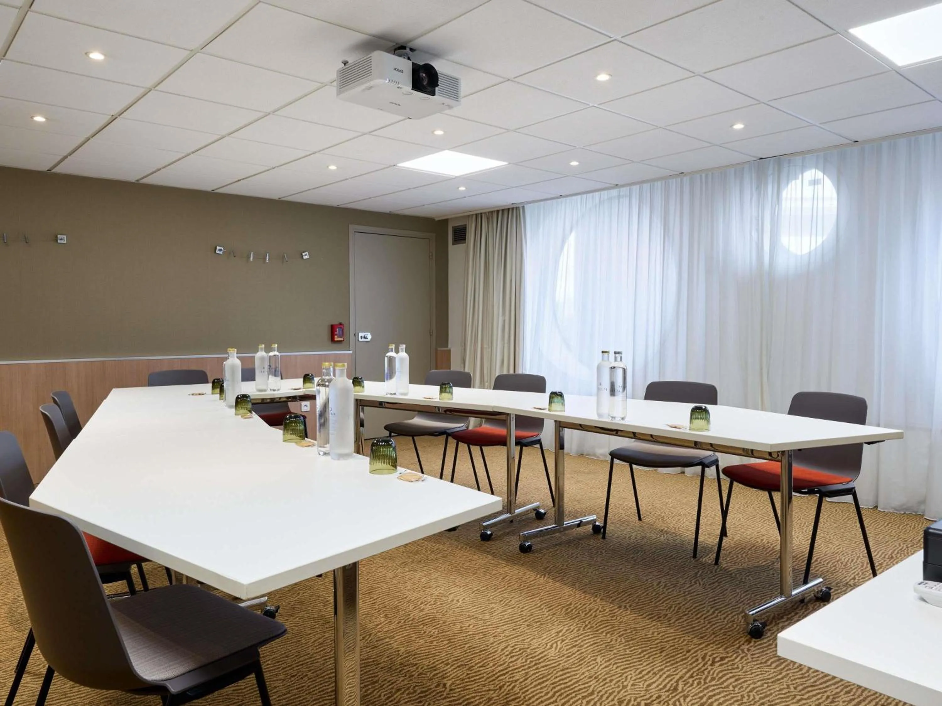 Meeting/conference room in Novotel Paris La Defense Esplanade