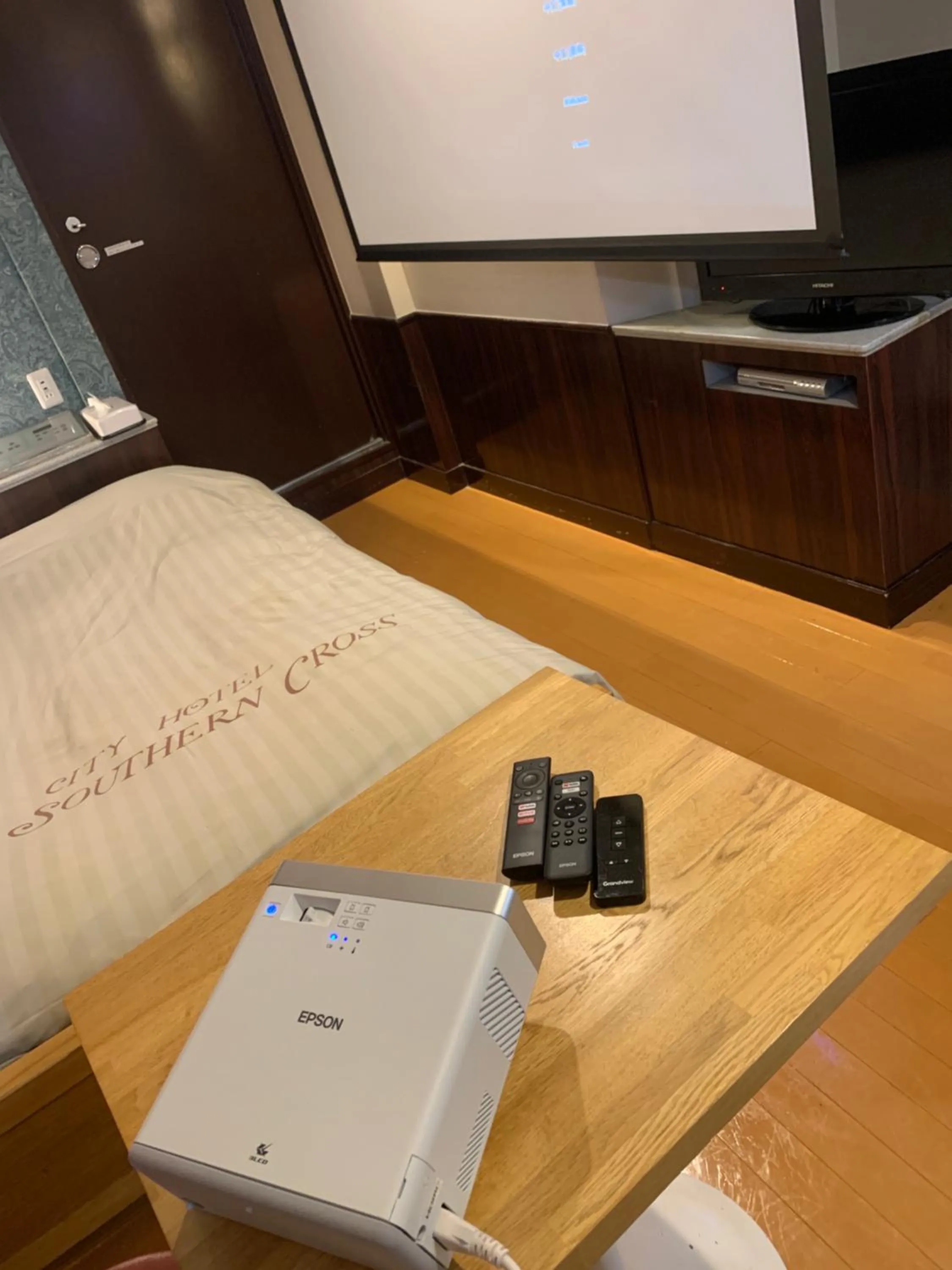 City Hotel Southern Cross