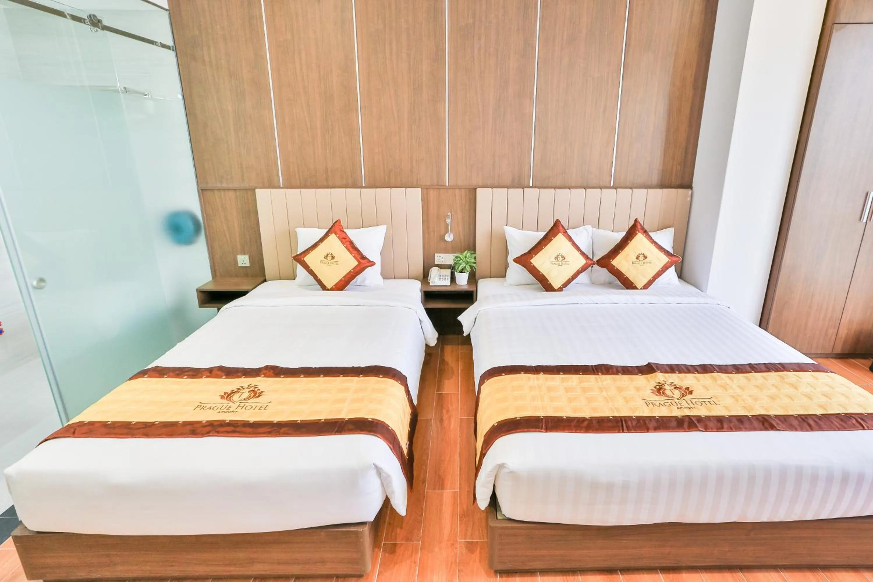 Bedroom, Bed in Prague Saigon Airport Hotel