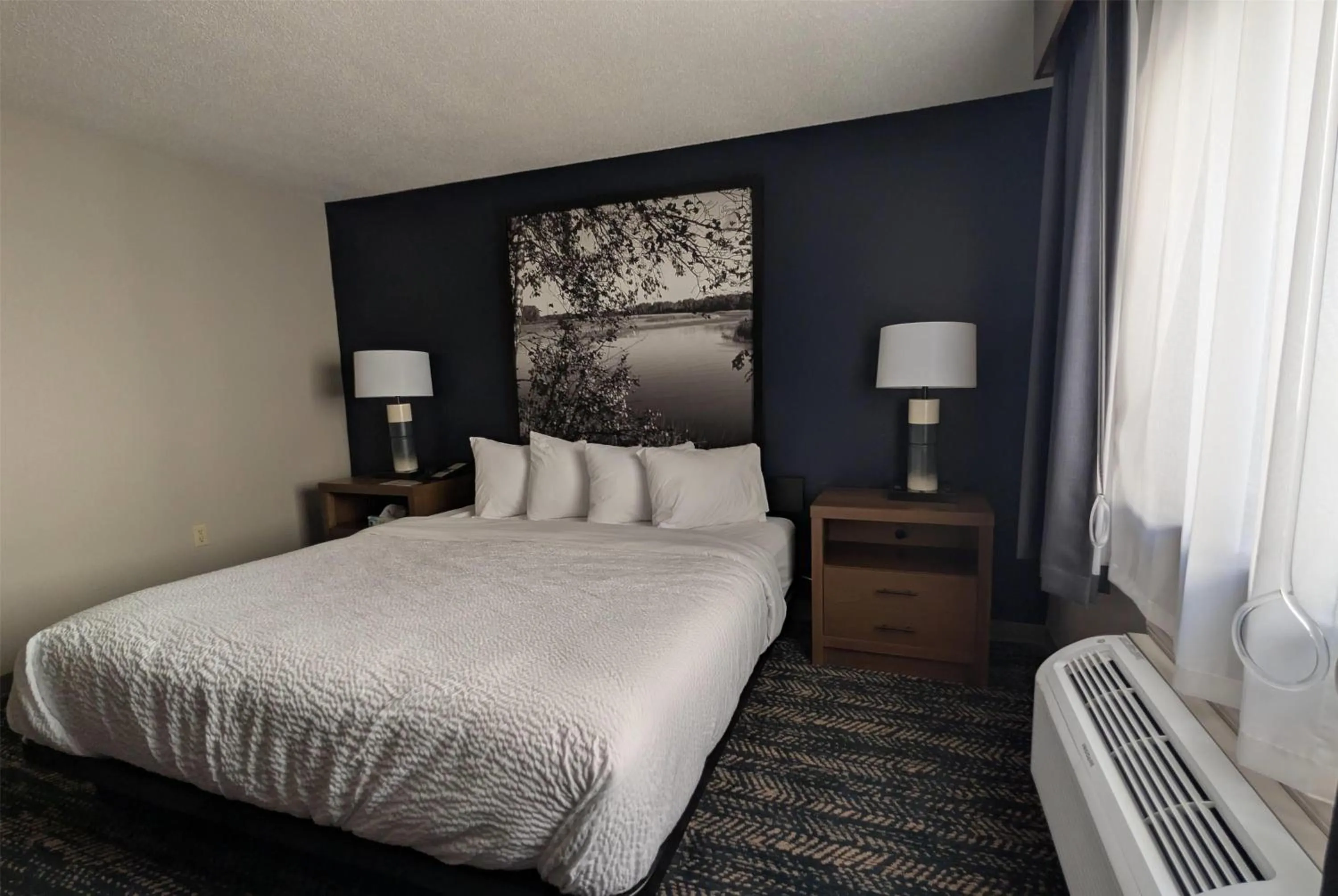 Photo of the whole room, Bed in Super 8 by Wyndham Perham