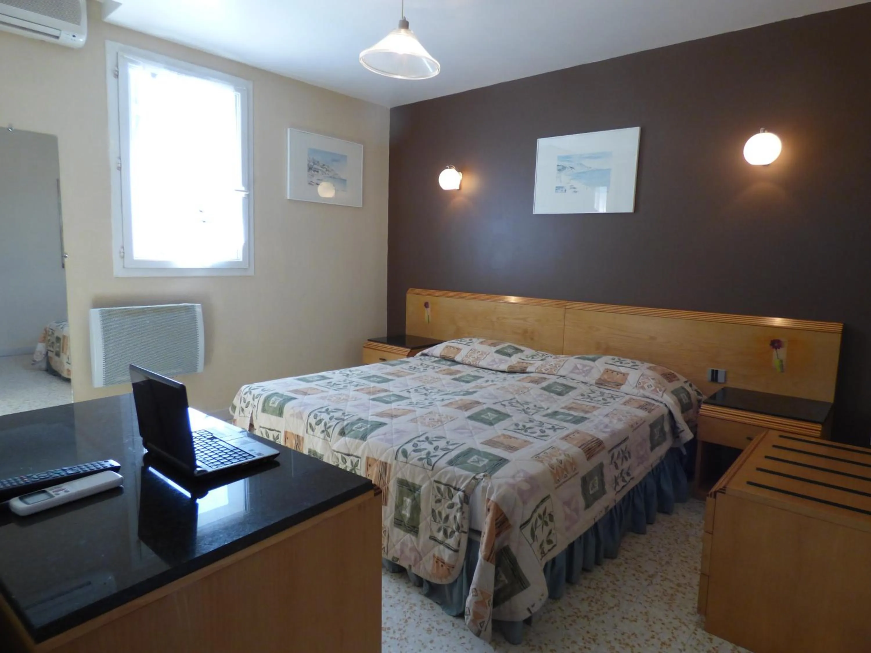 Decorative detail in Appart'Hotel Festival Sud Suites - Avignon TGV