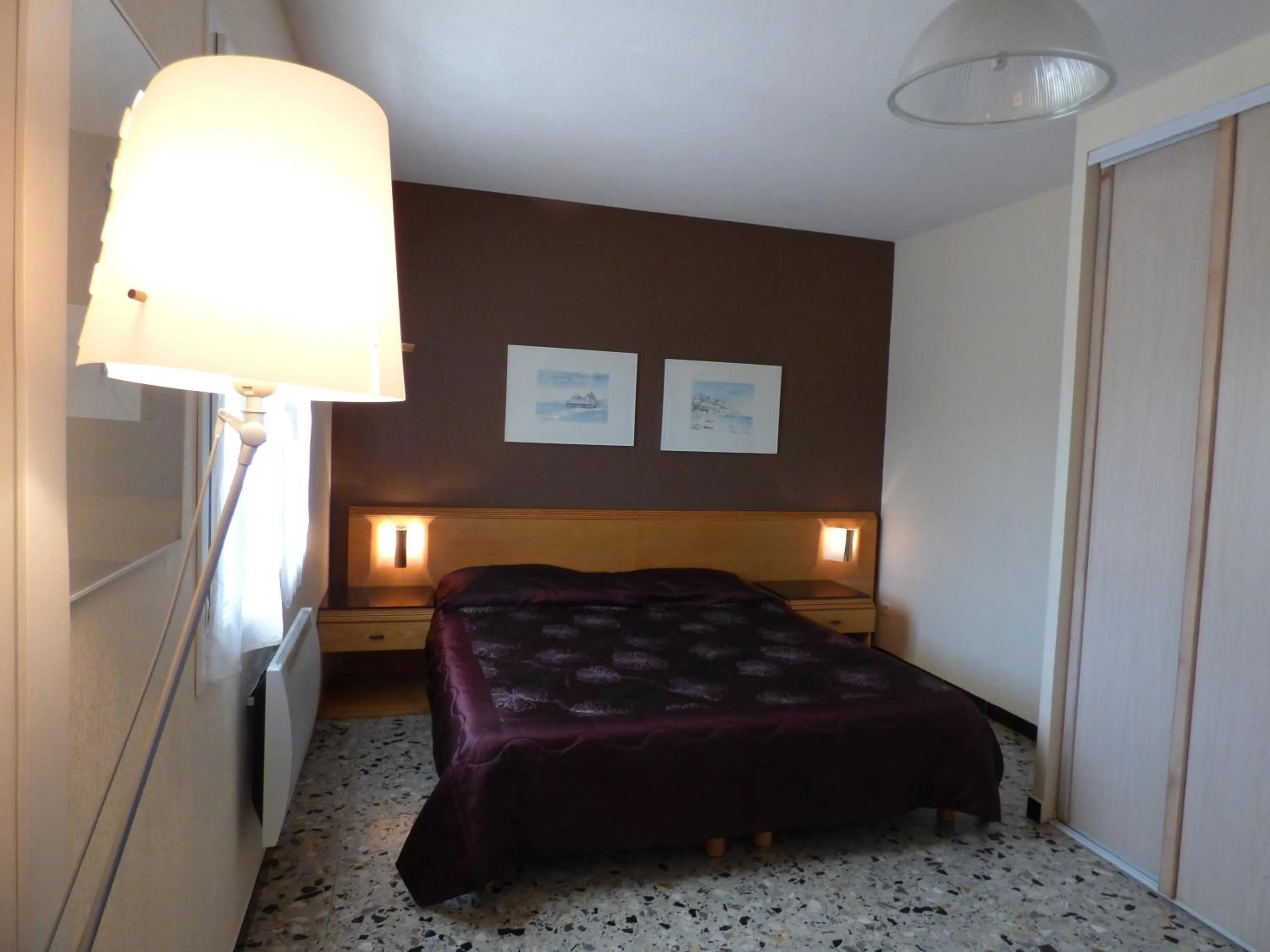 Decorative detail in Appart'Hotel Festival Sud Suites - Avignon TGV