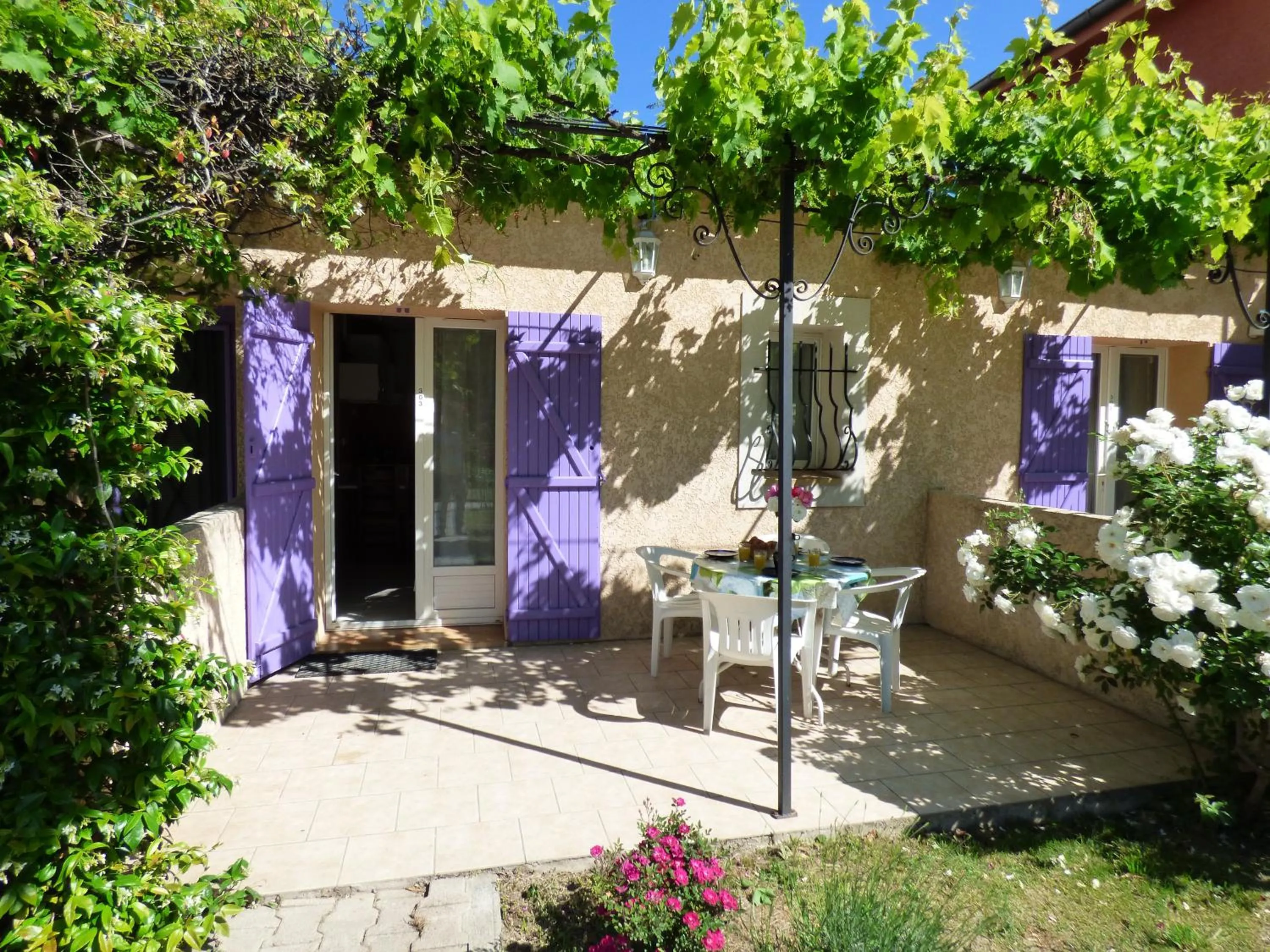 Balcony/Terrace in Appart'Hotel Festival Sud Suites - Avignon TGV